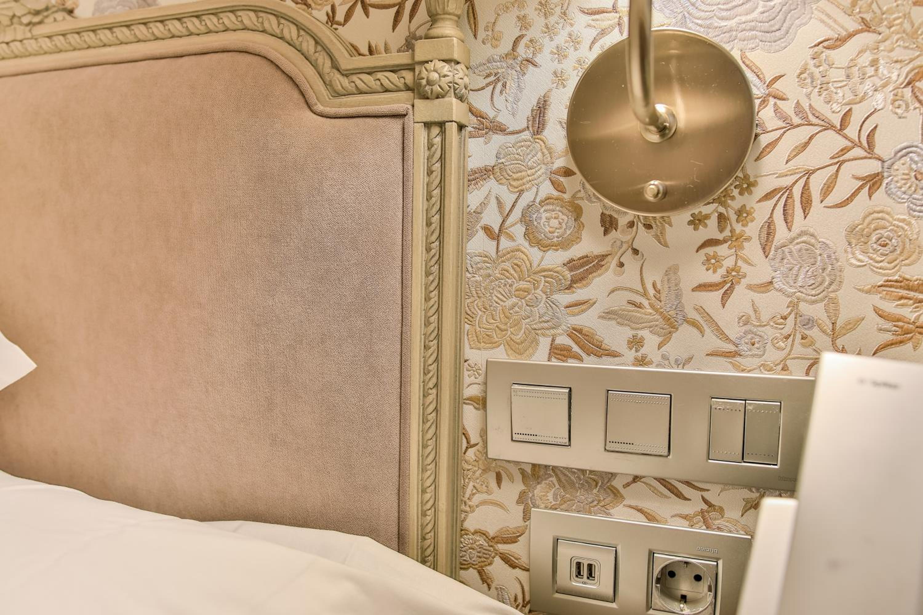 Hotel Meninas - Boutique Opera en Madrid — bedroom