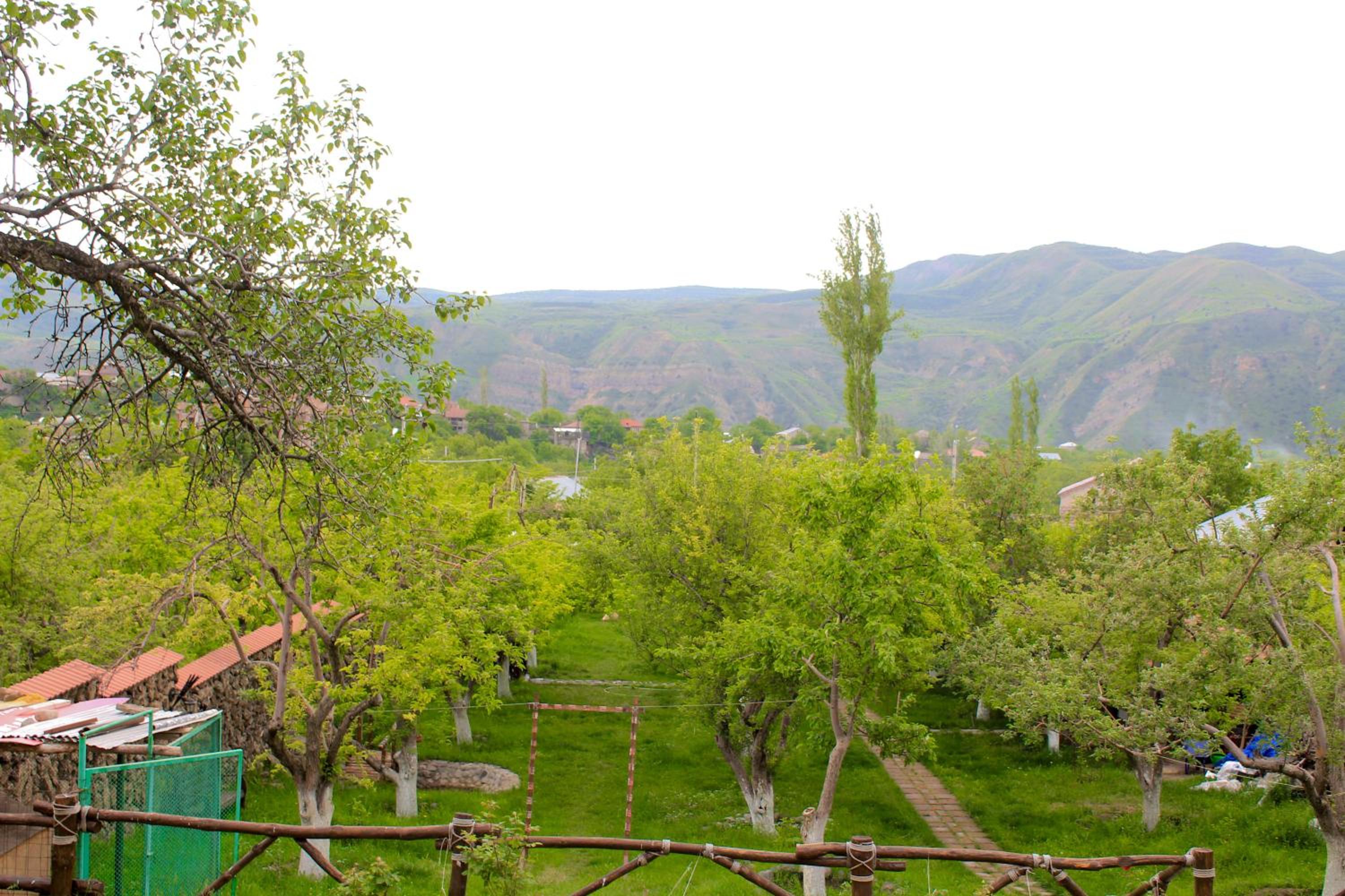 Garni HinYard