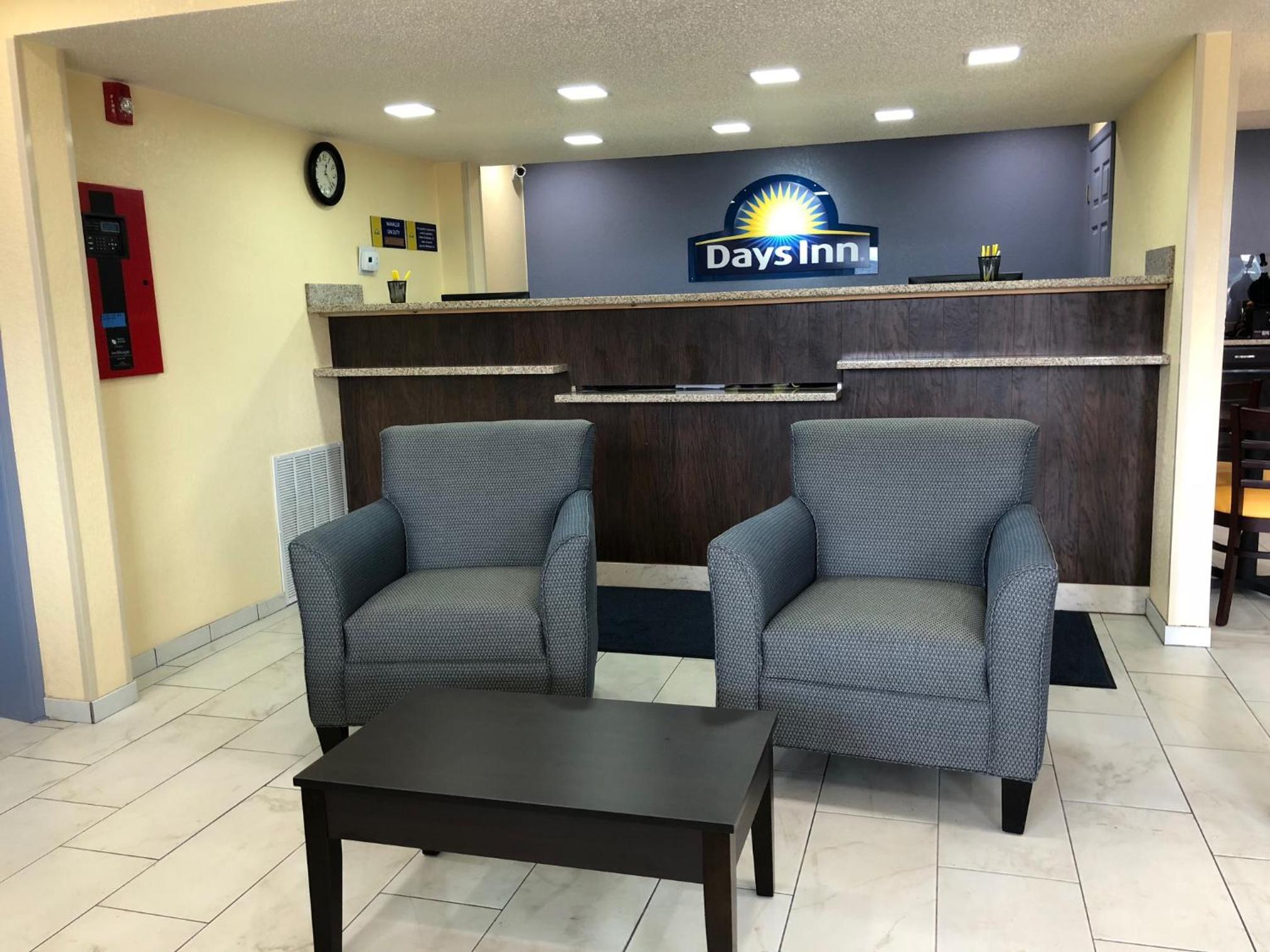 Days Inn by Wyndham Charles Town
