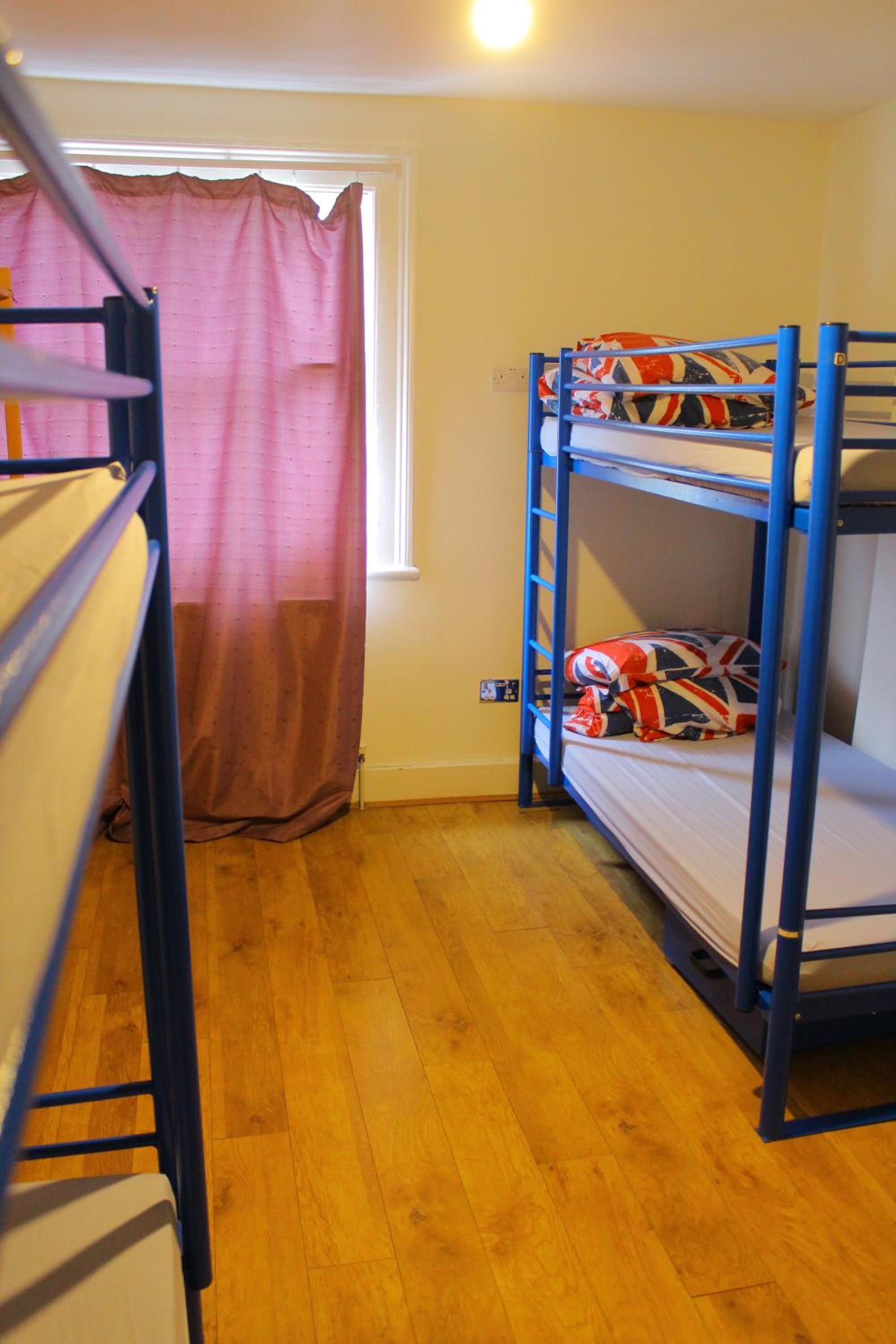 Saint James Backpackers