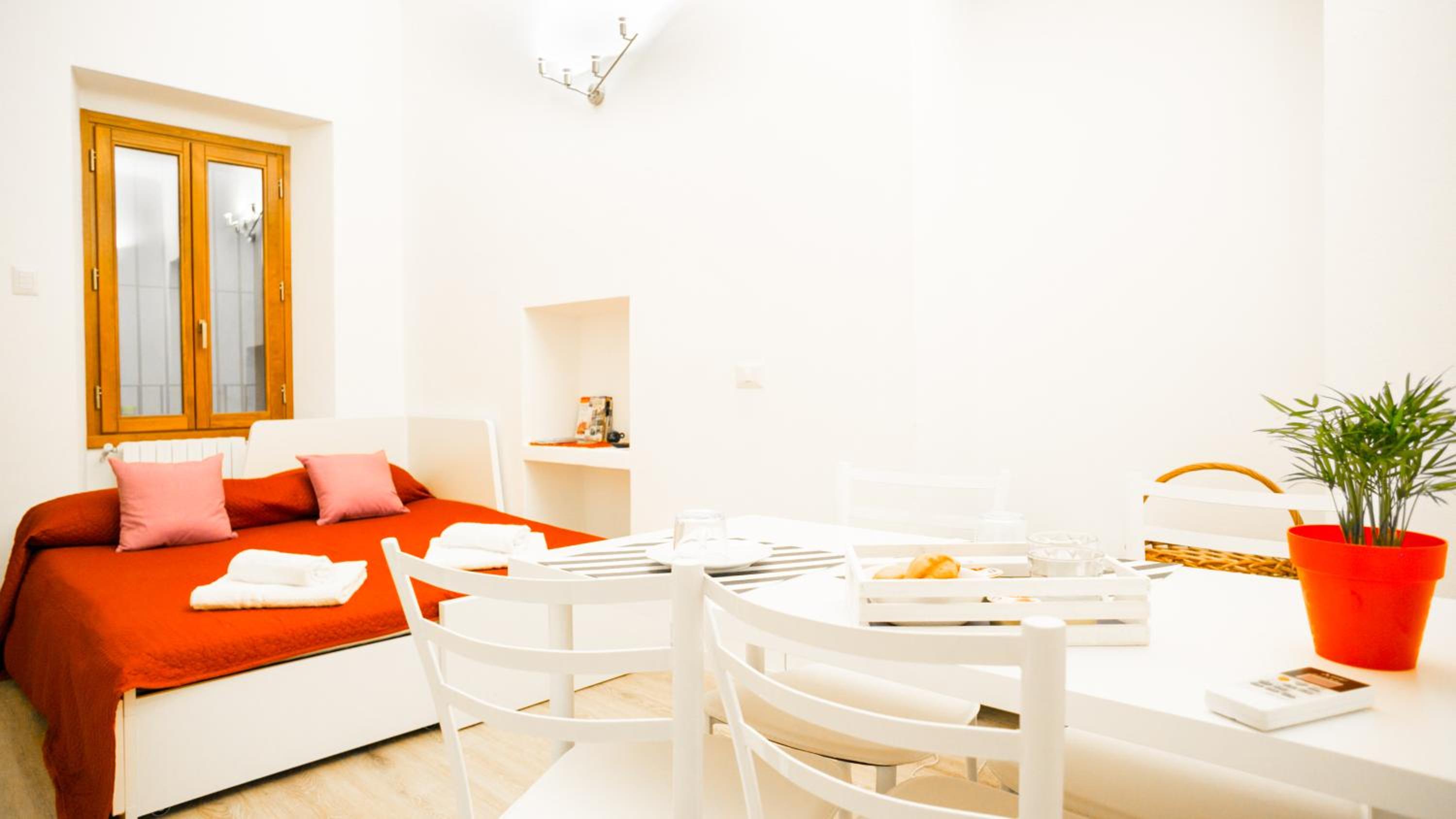 LikeHome Milano - Via Crema