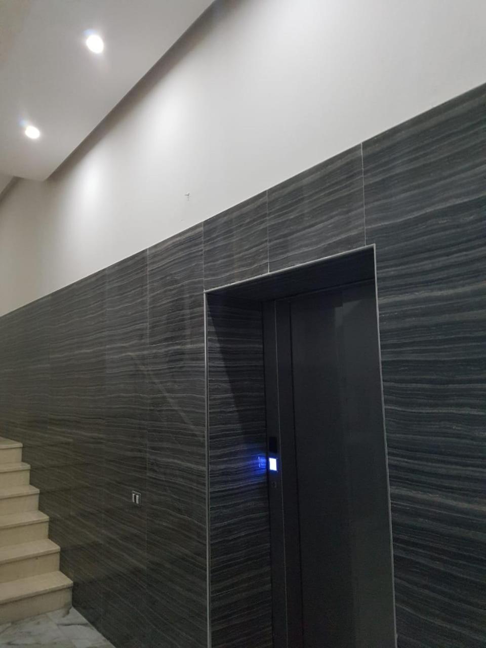 Lucky Lux Apartment