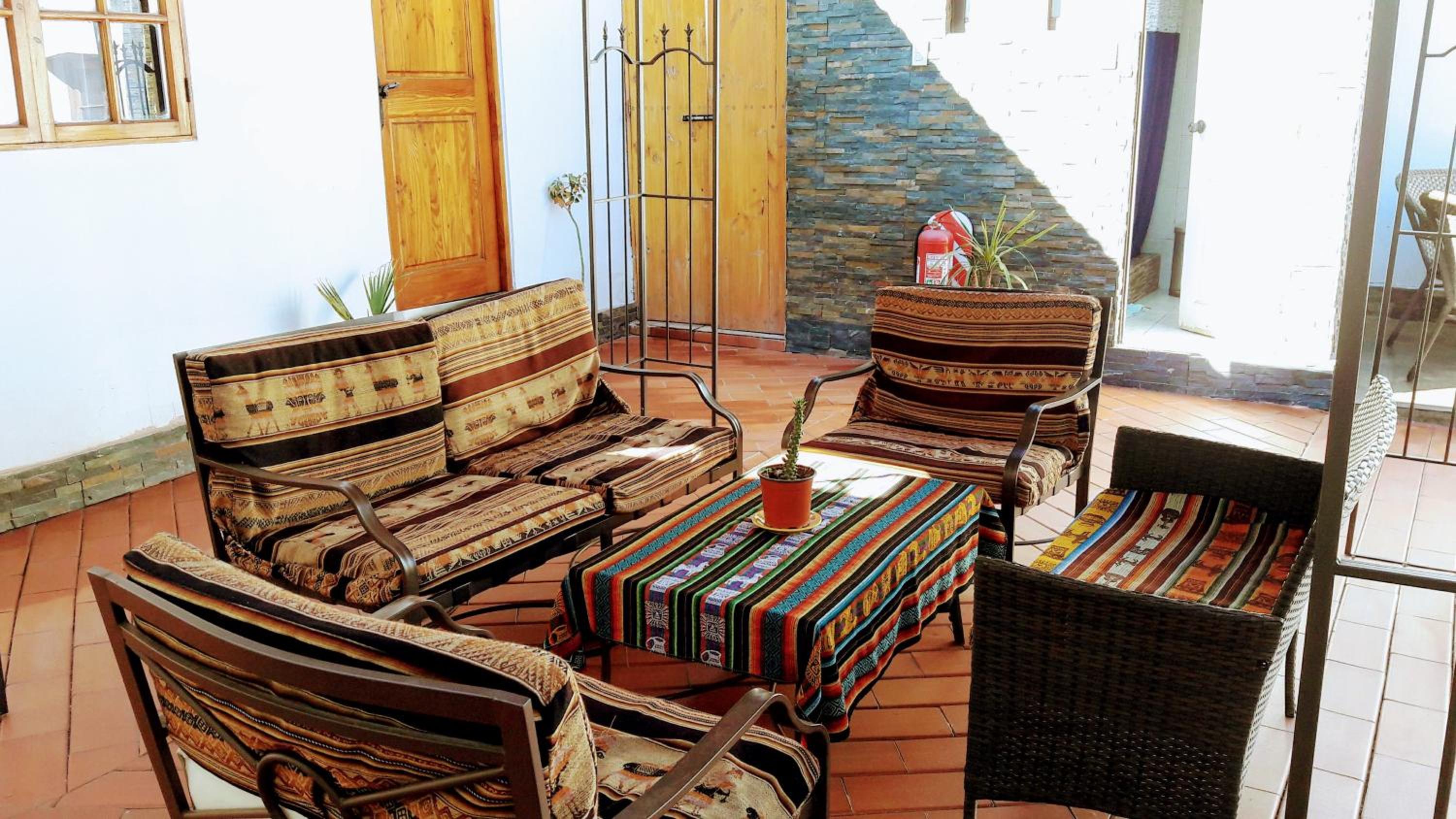 La Casa del Pueblo Hostal