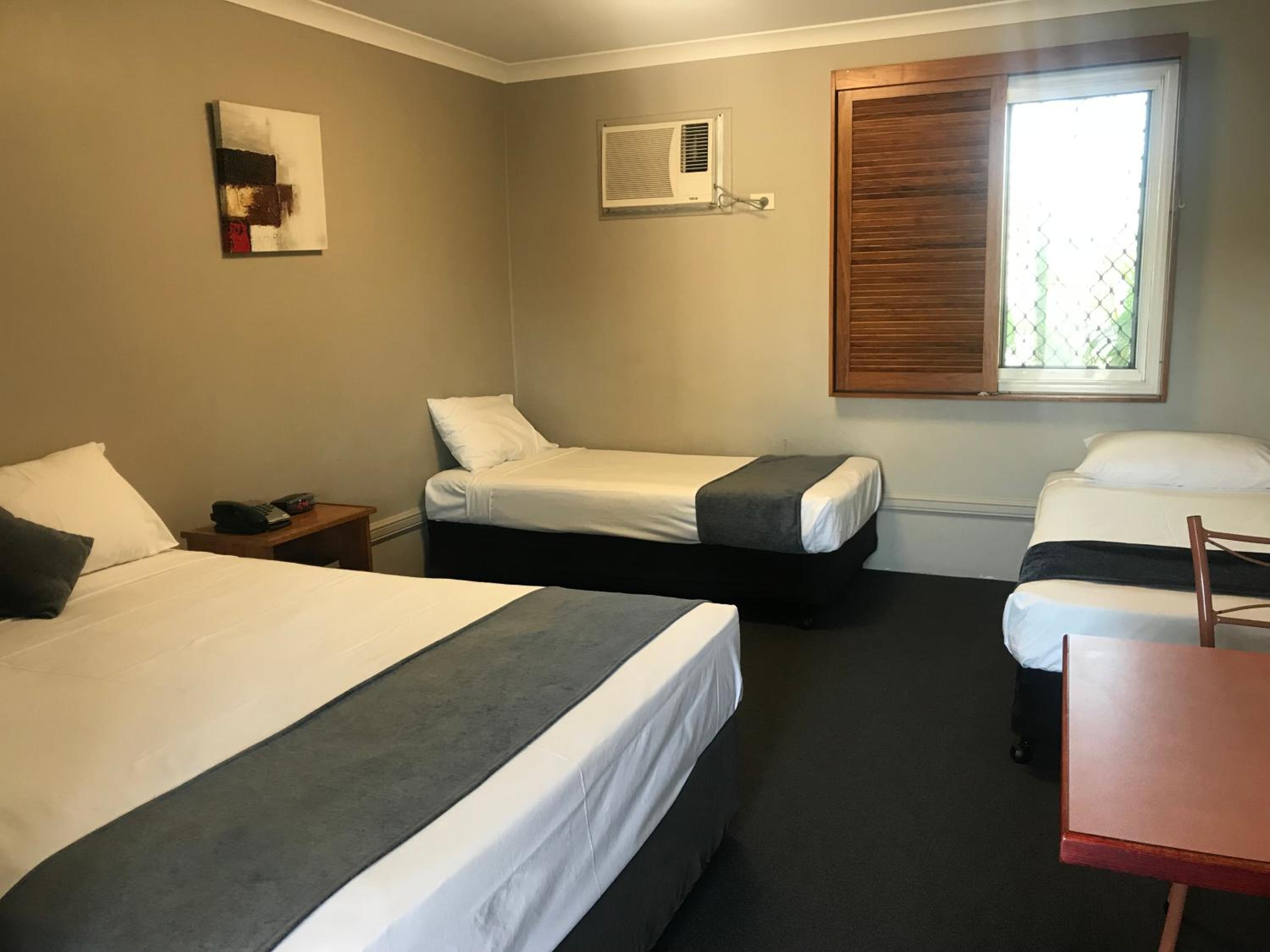 Cosmopolitan Motel & Serviced Apartments