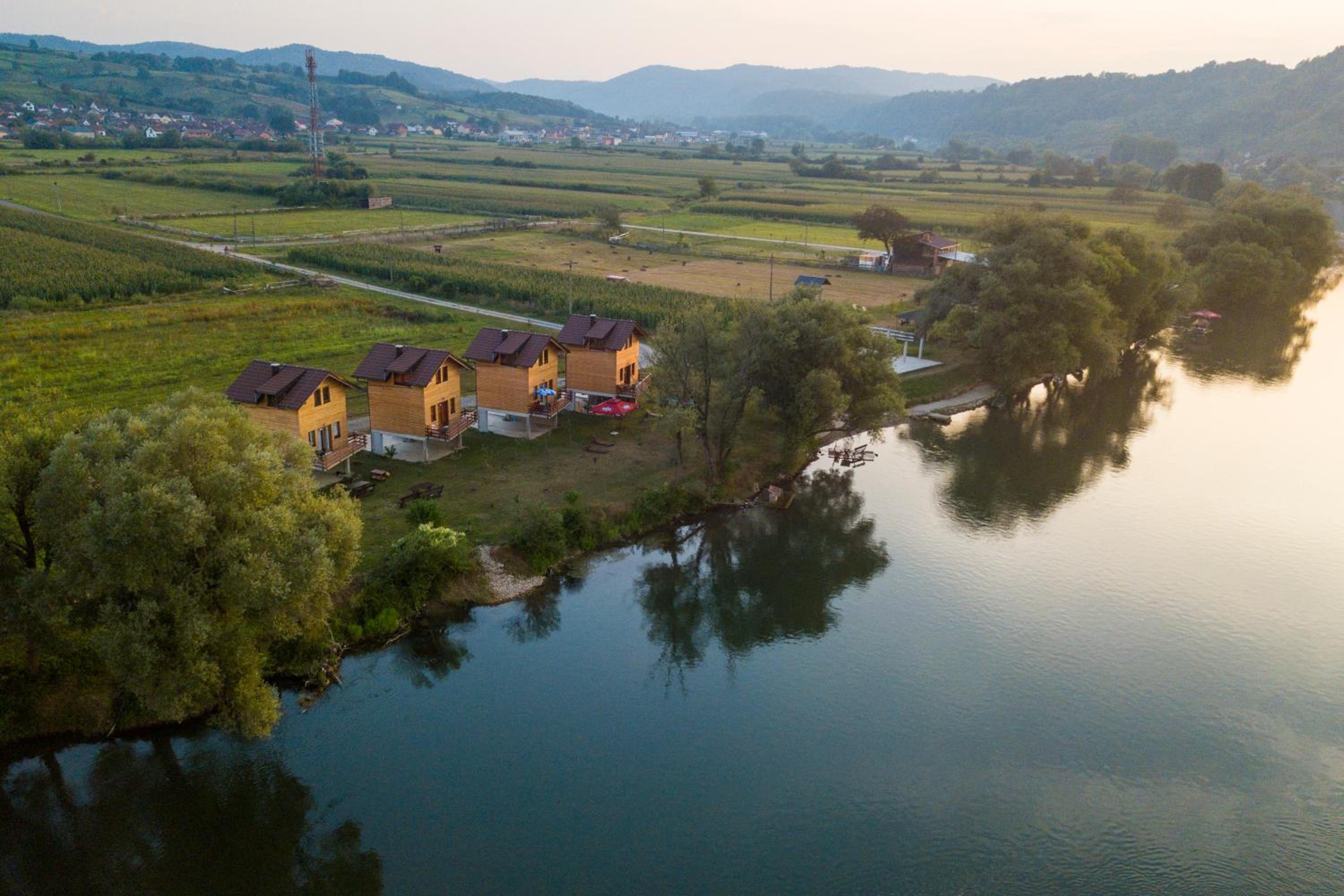 Holiday homes Piralo