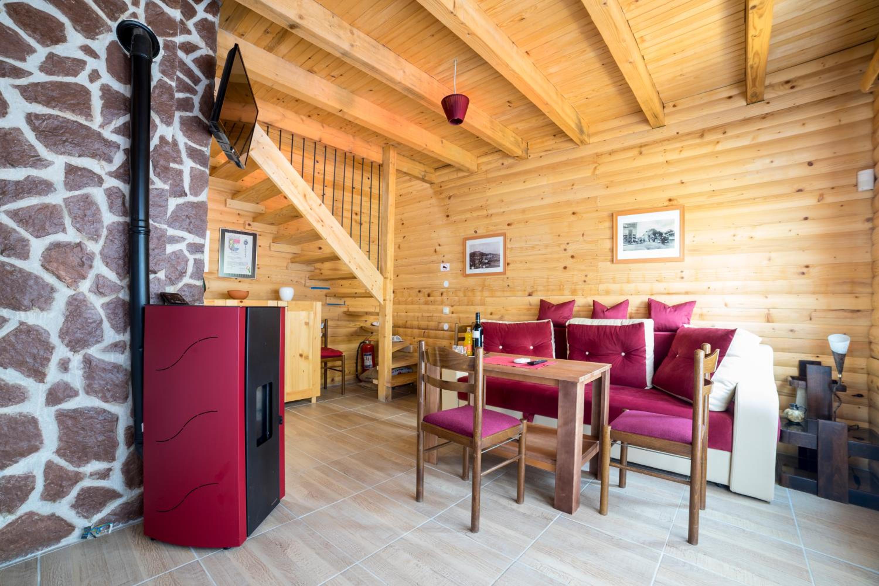 Holiday homes Piralo