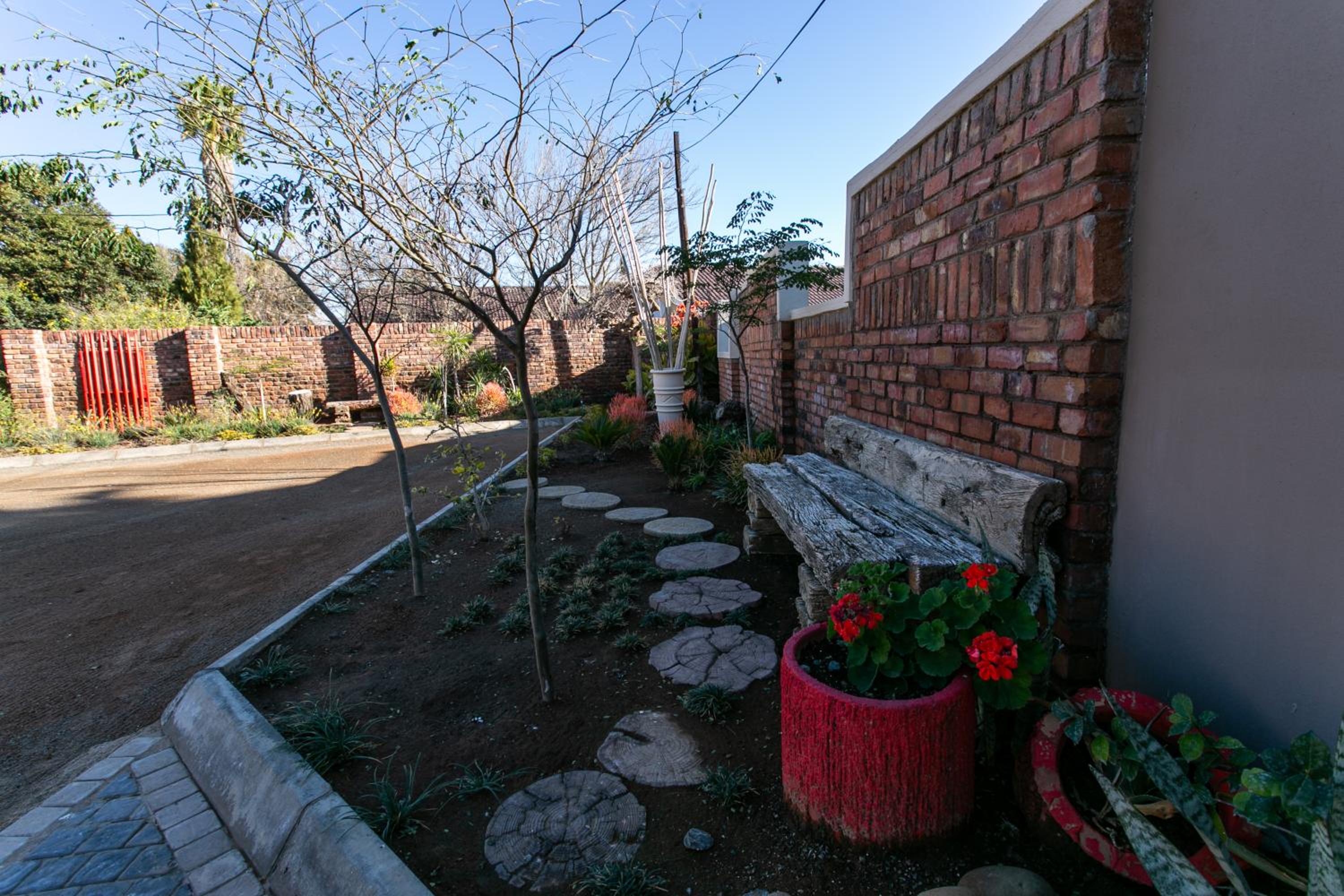 Photo 38