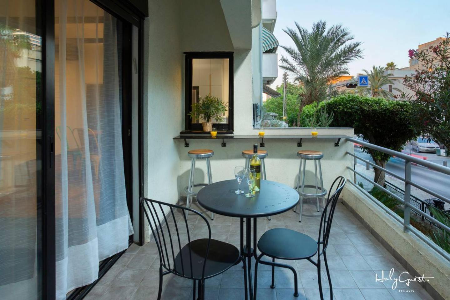Loftstyle Beach in Gordon by Holyguest view 3