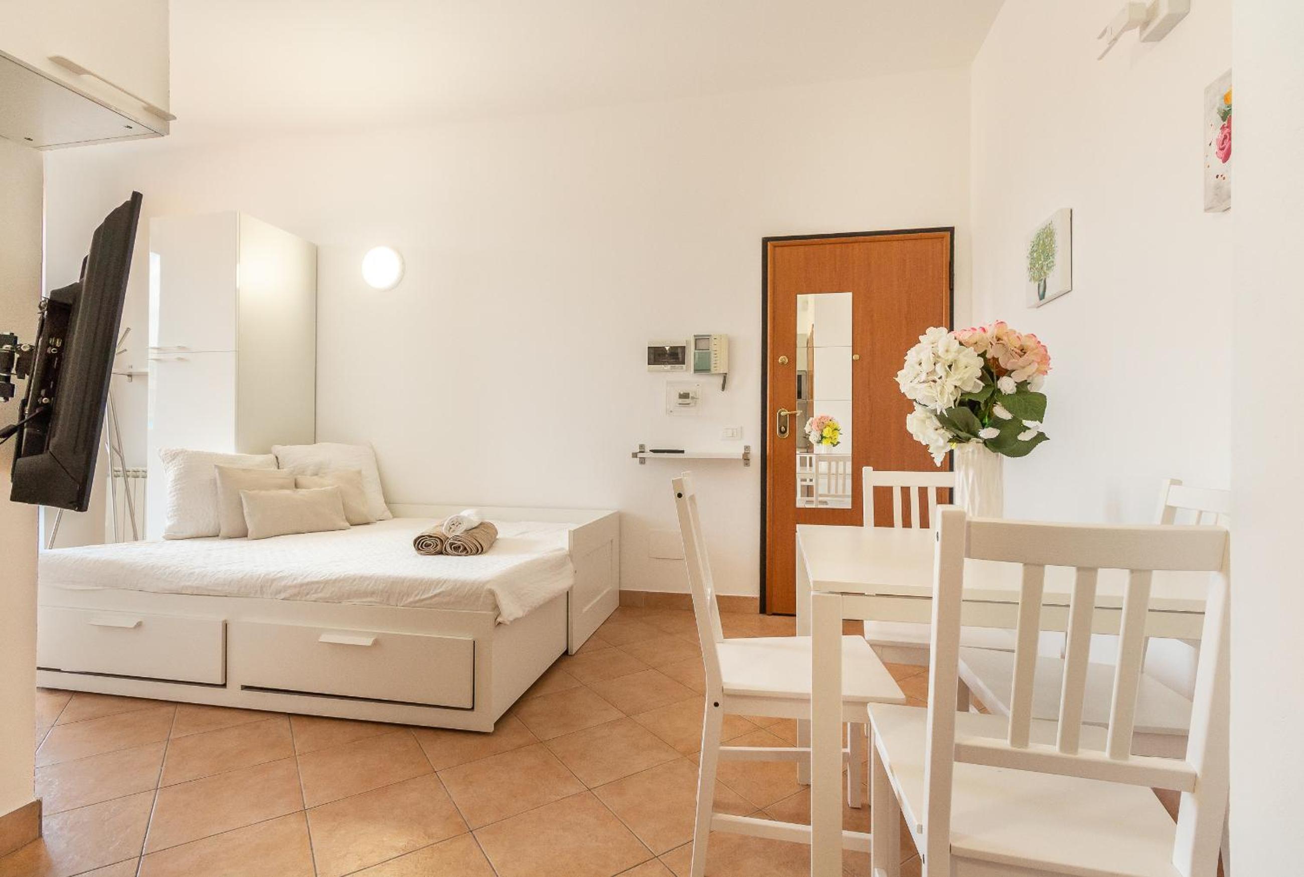 Alessia's Flat - Affori