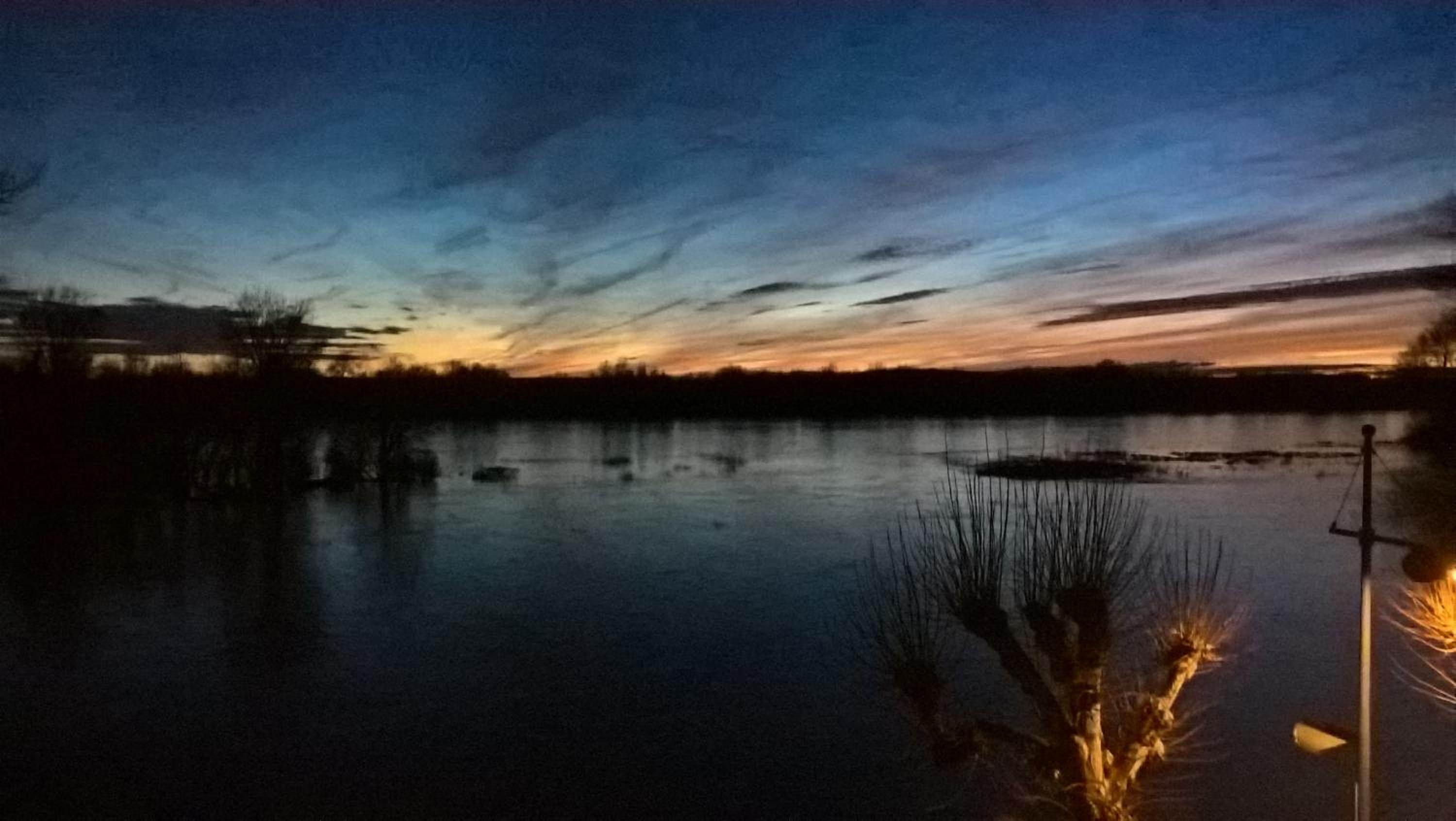 En bord de Loire view 2