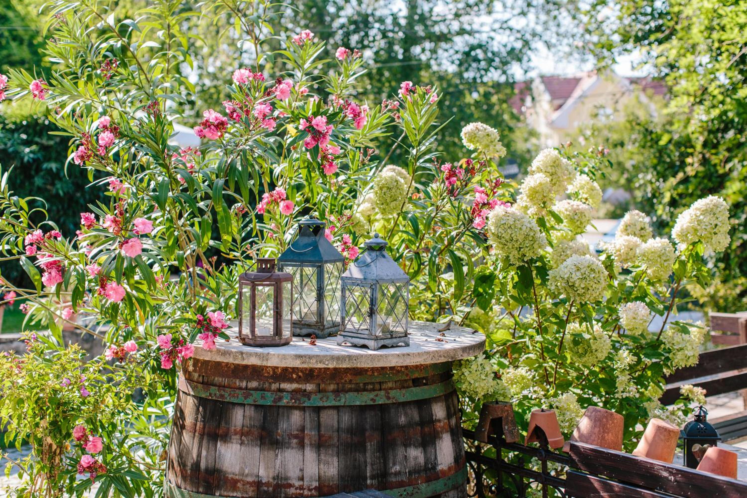 OLEANDER SUITEN großzügig wohnen mit besonderem Charme