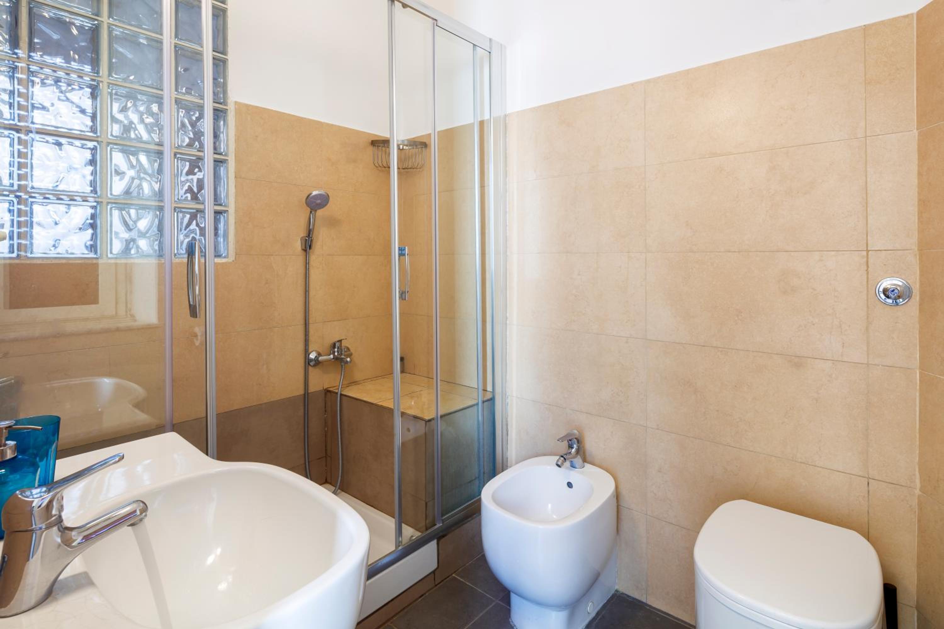 HT Residence Maximus