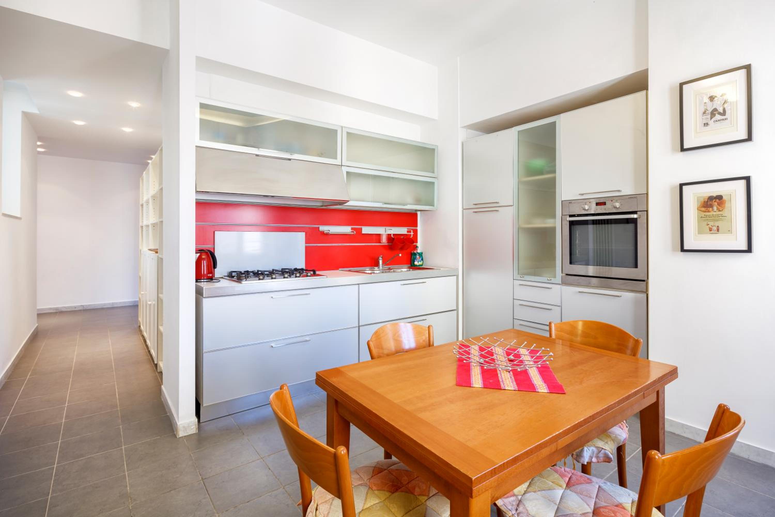HT Residence Maximus