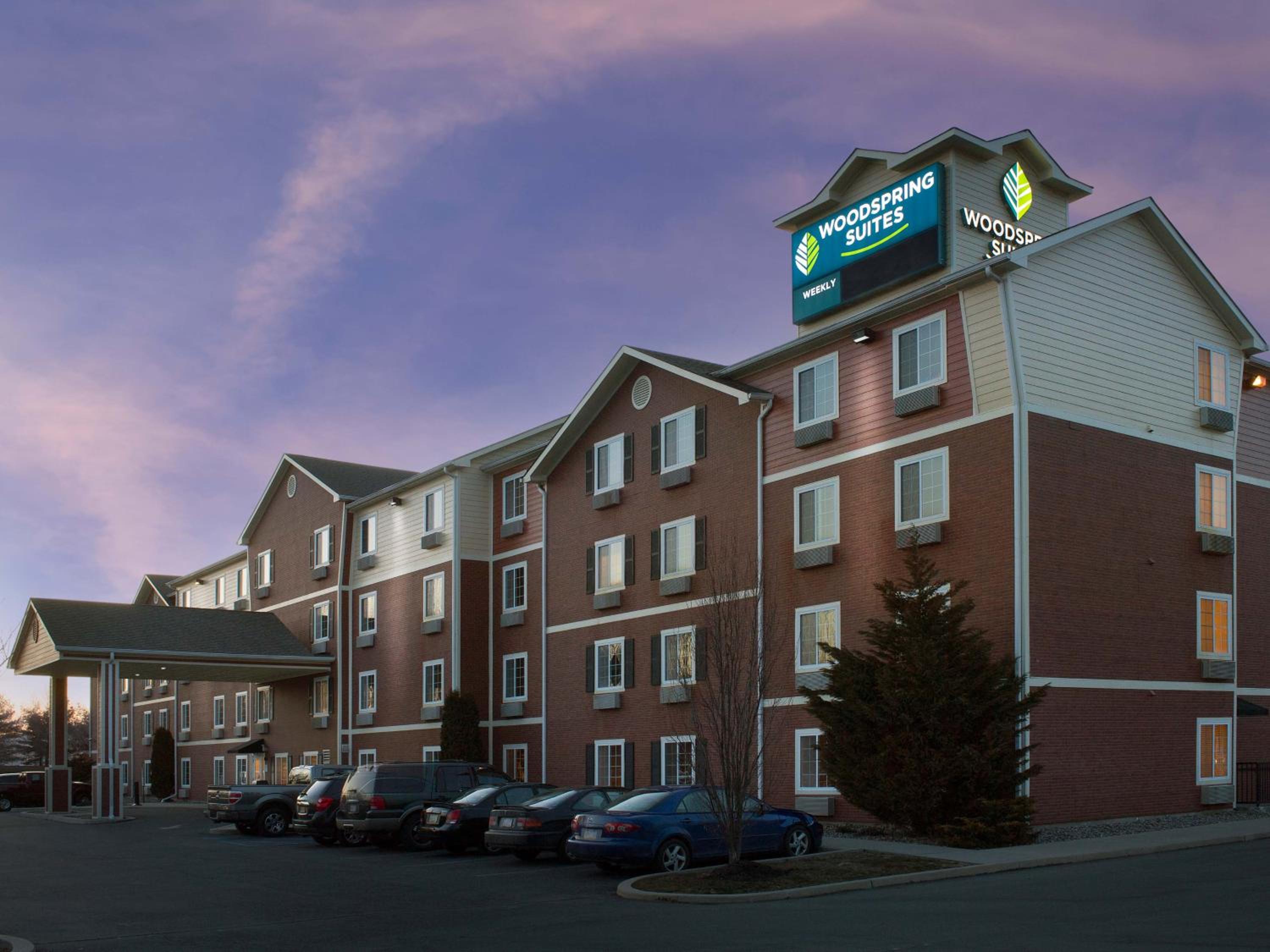 Bethlehem Vacations - WoodSpring Suites Allentown Bethlehem - Property Image 6