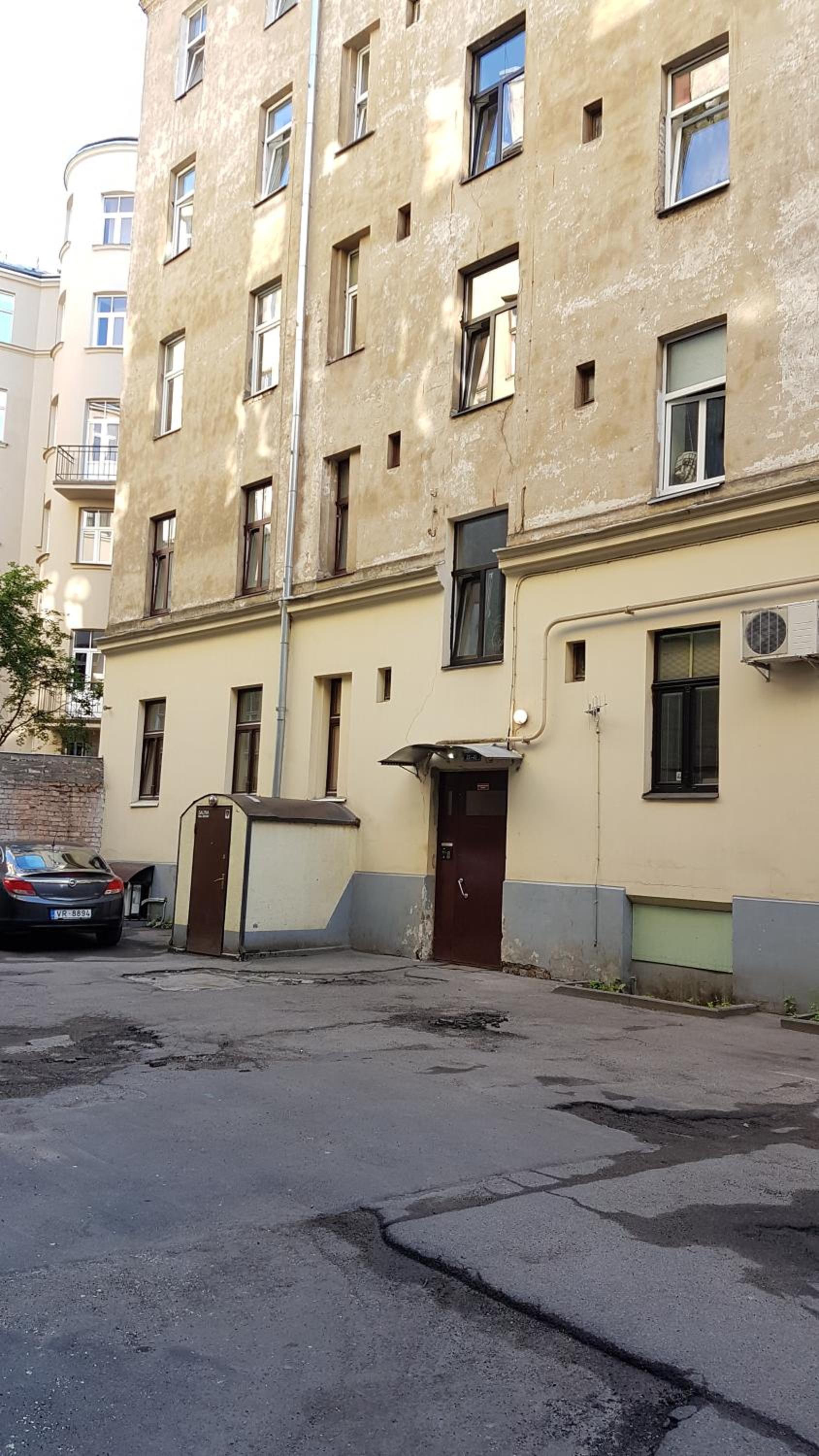 Renovated apartment in Riga center
