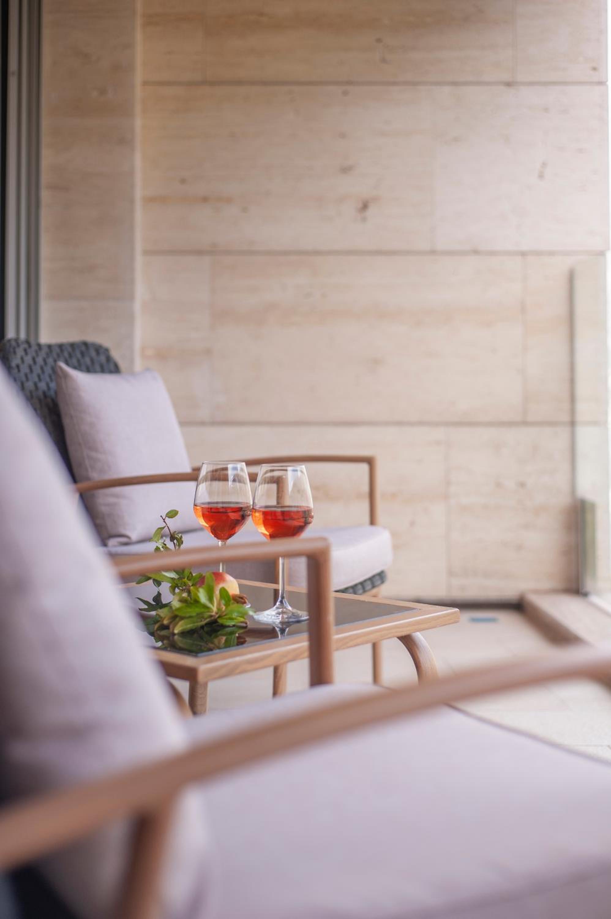 Aria Apartments view 4