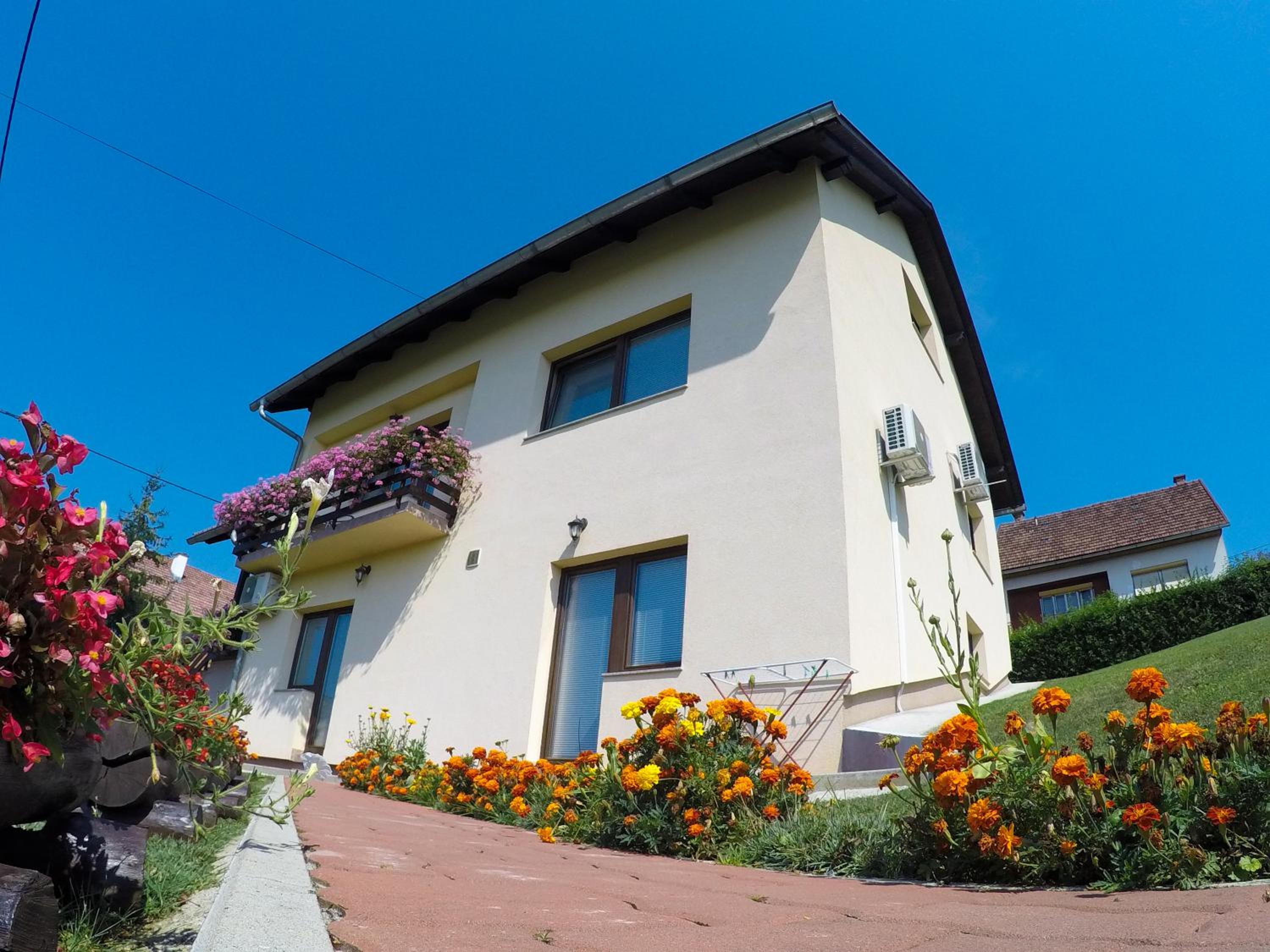 Apartment Ante