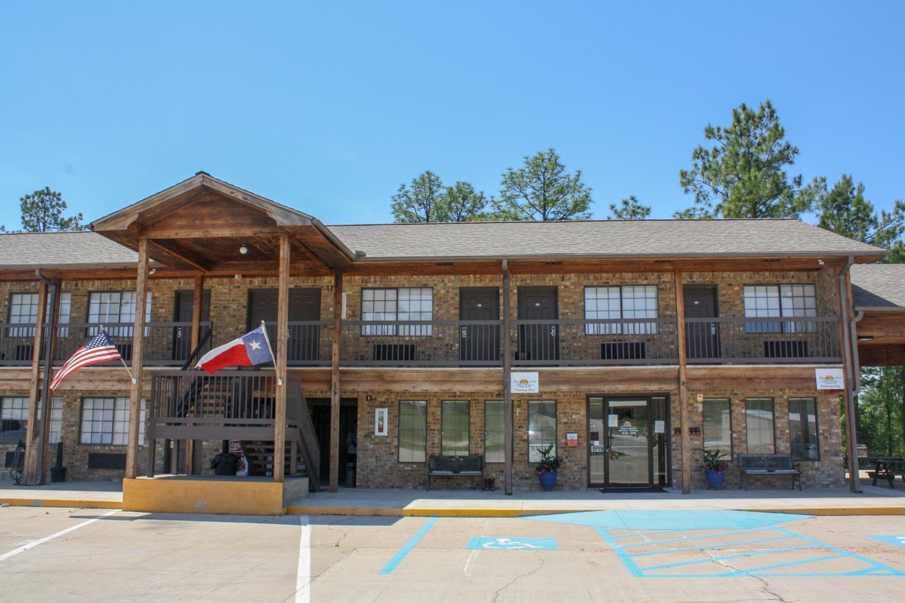 Rayburn Inn - Property Image 10