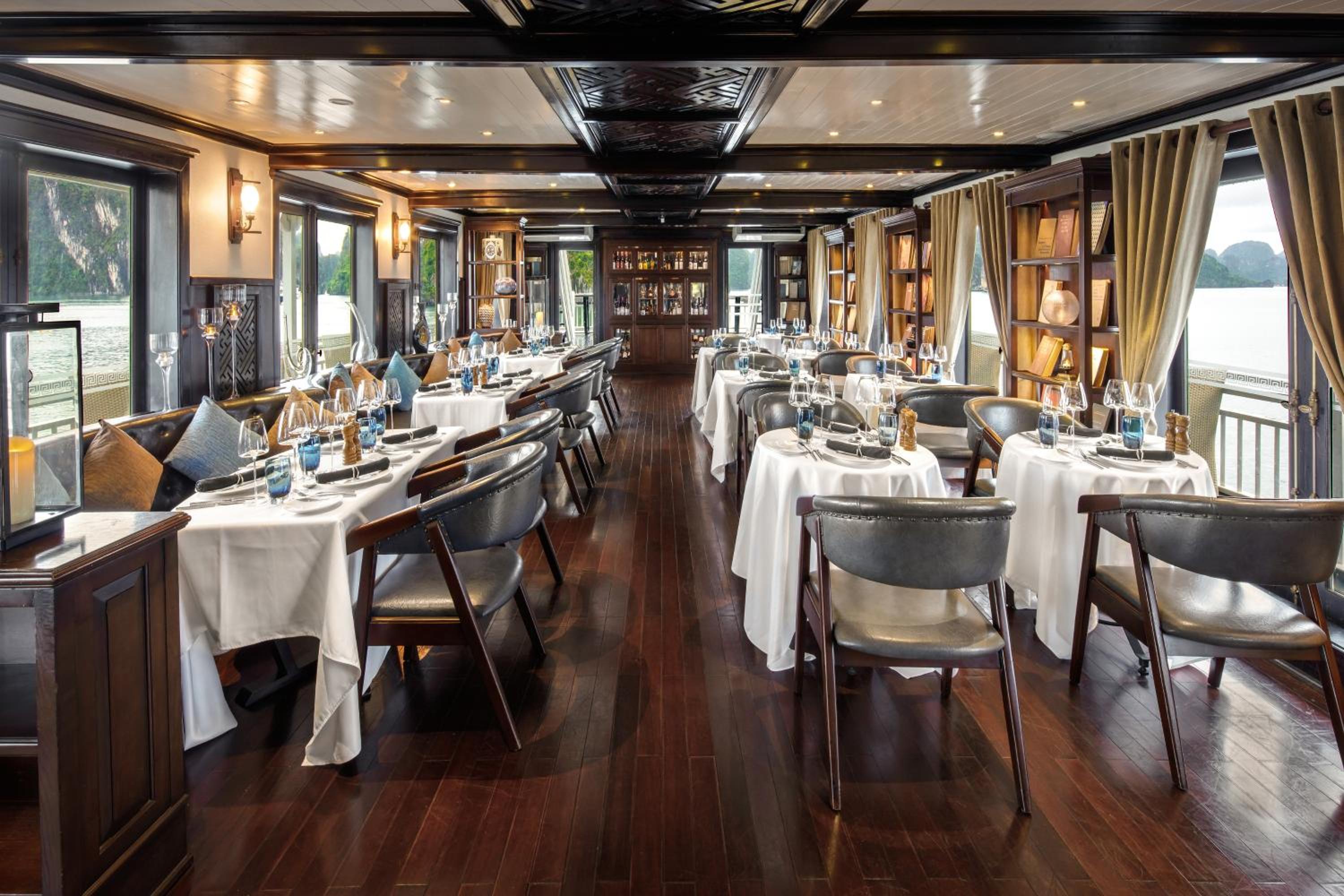 Paradise Sails Cruise
