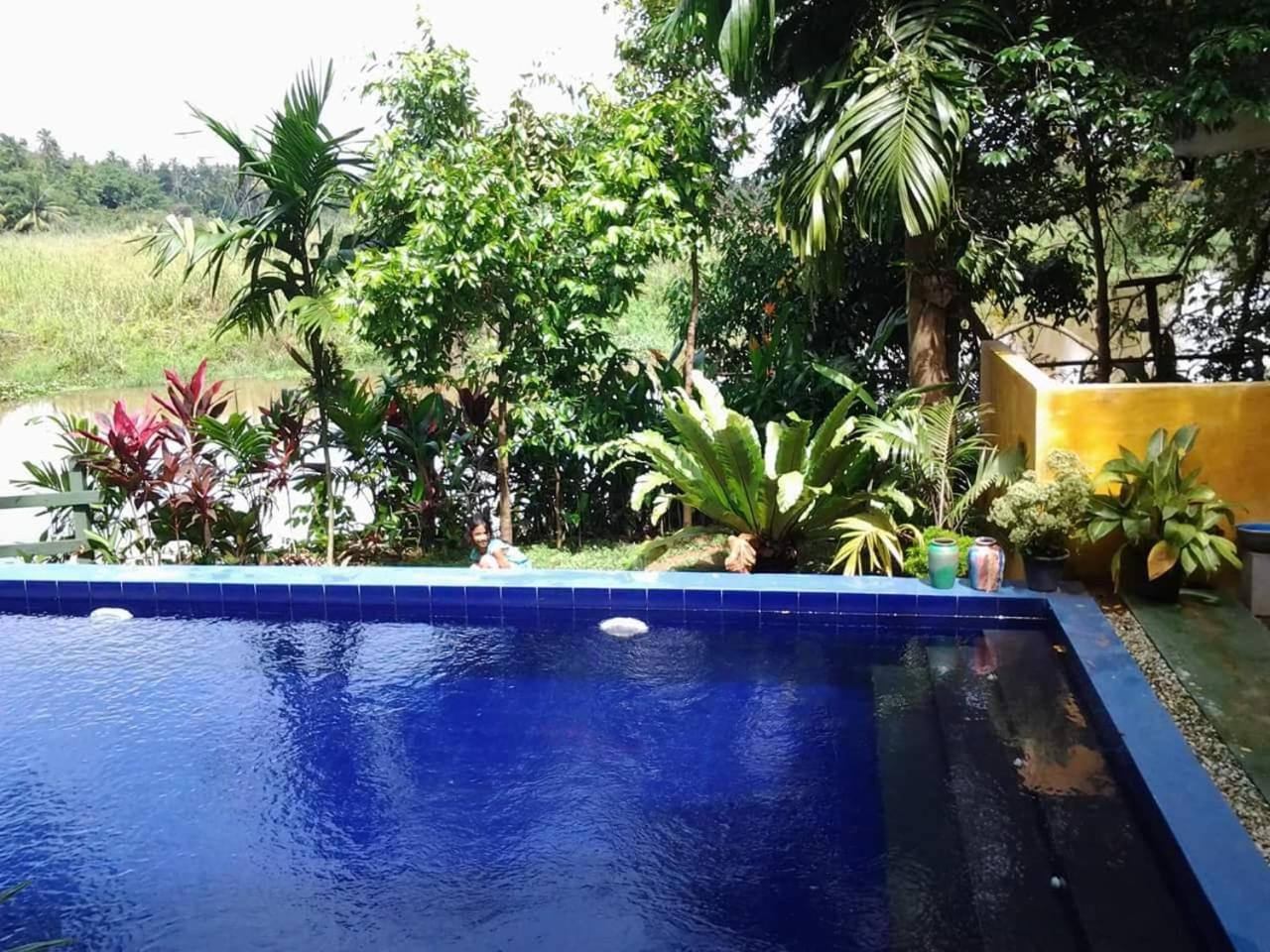 Randoni Villa