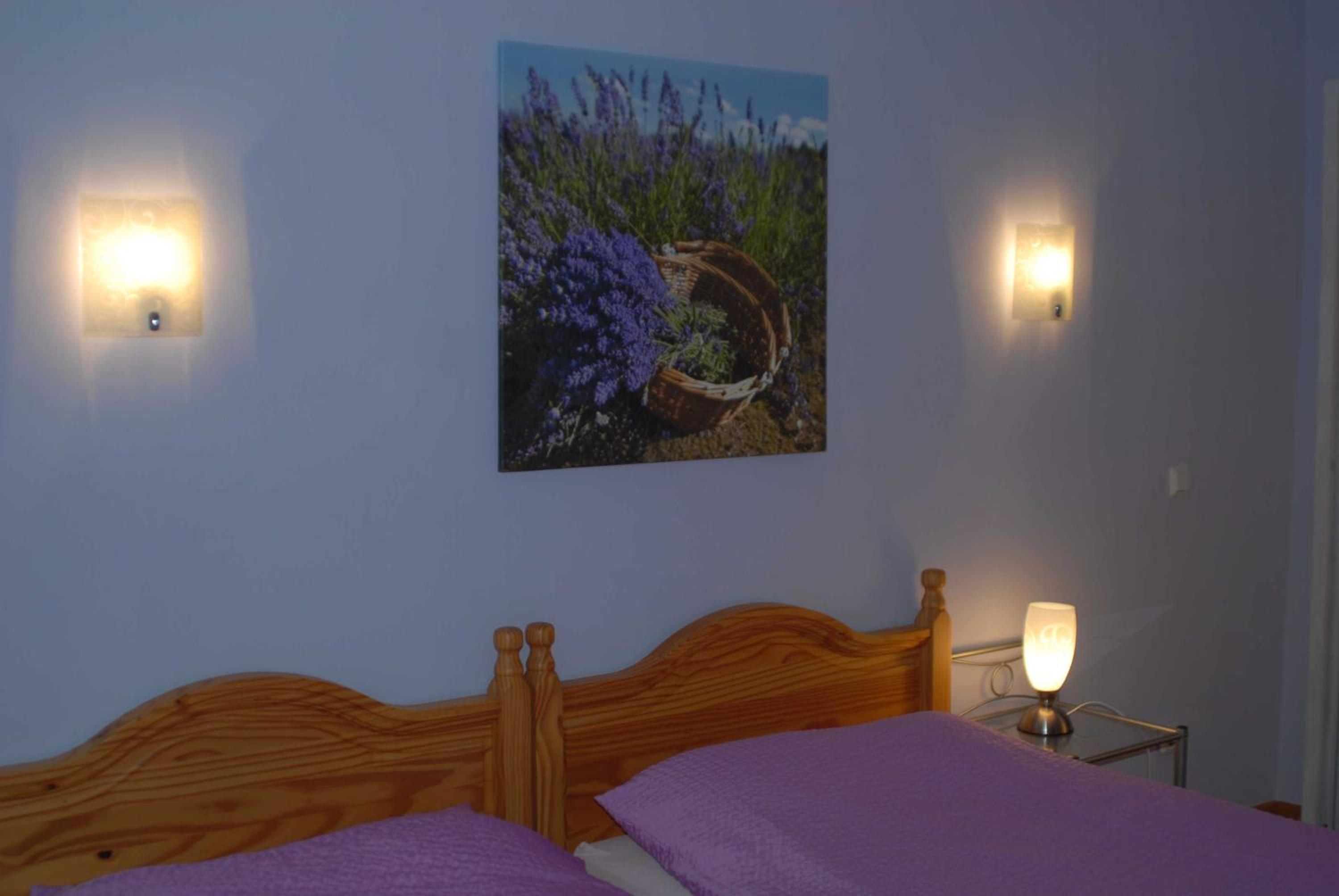 Ferienwohnung Nachbars Garten