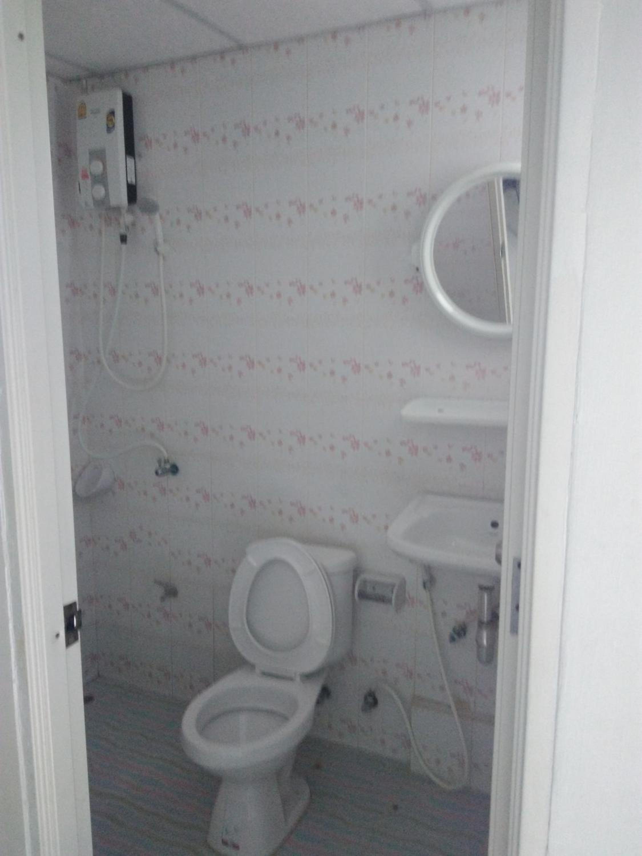Photo 9