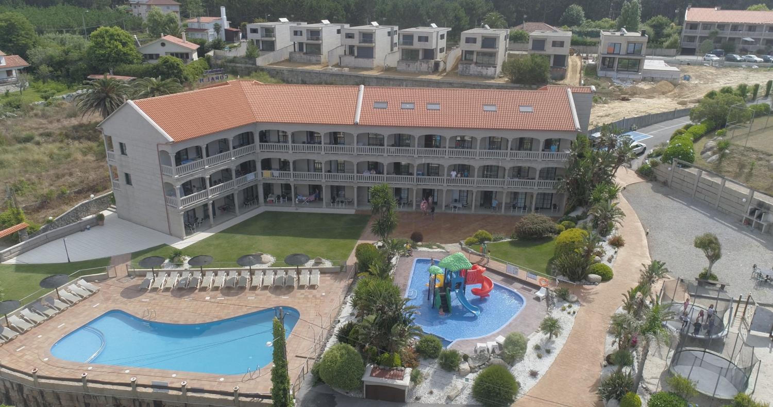 Apartamentos Coral Do Mar II