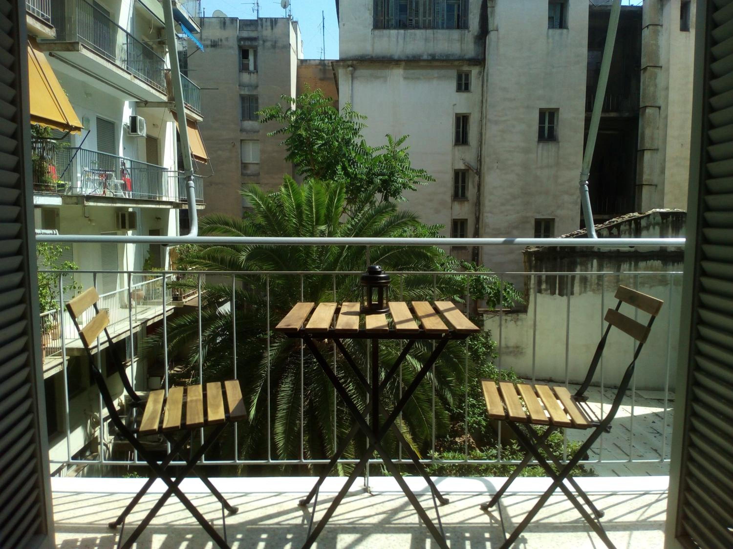 Athens Downtown Boho Apartment 1 min from metro