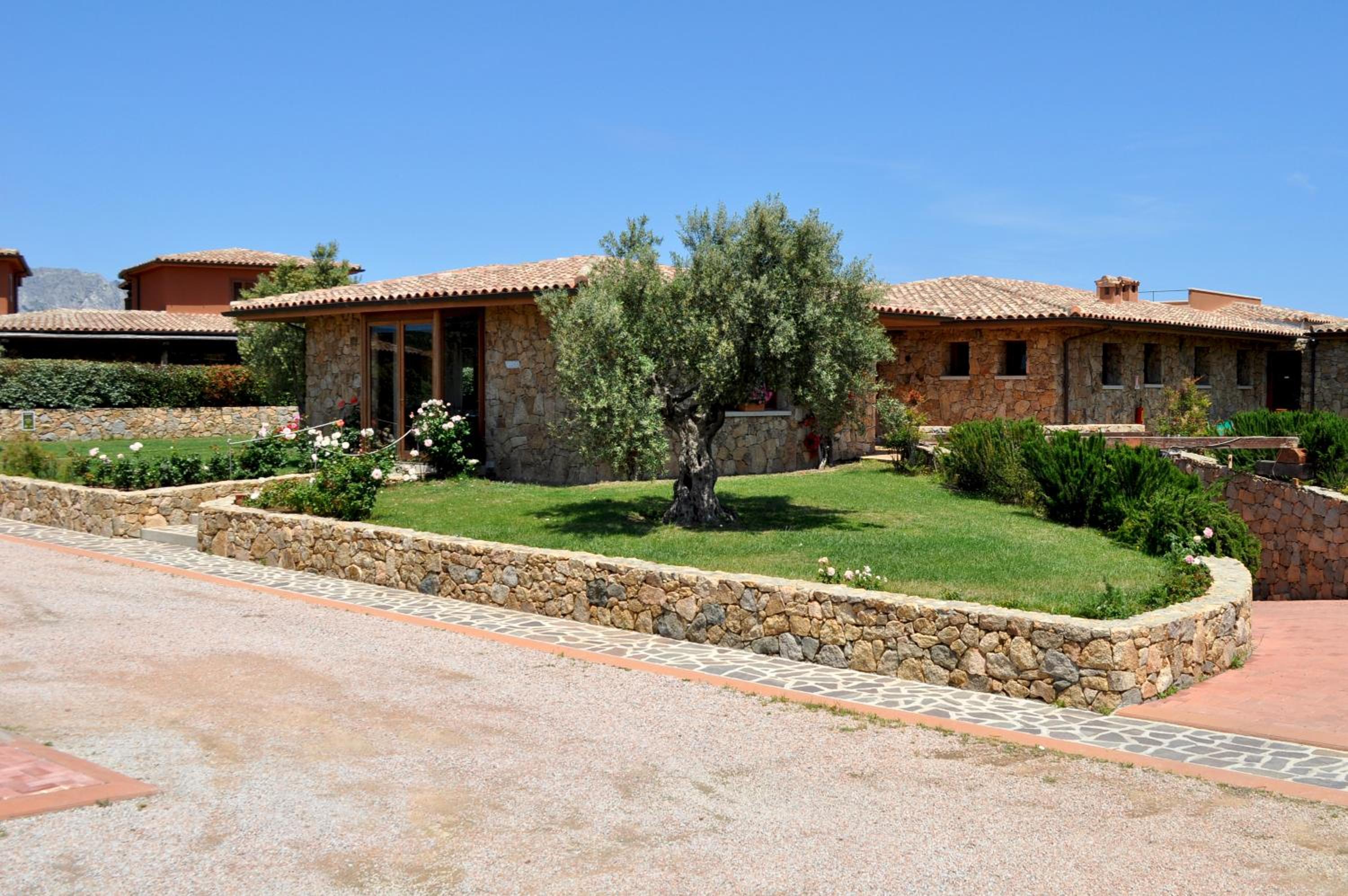Cala Paradiso Residence view 5