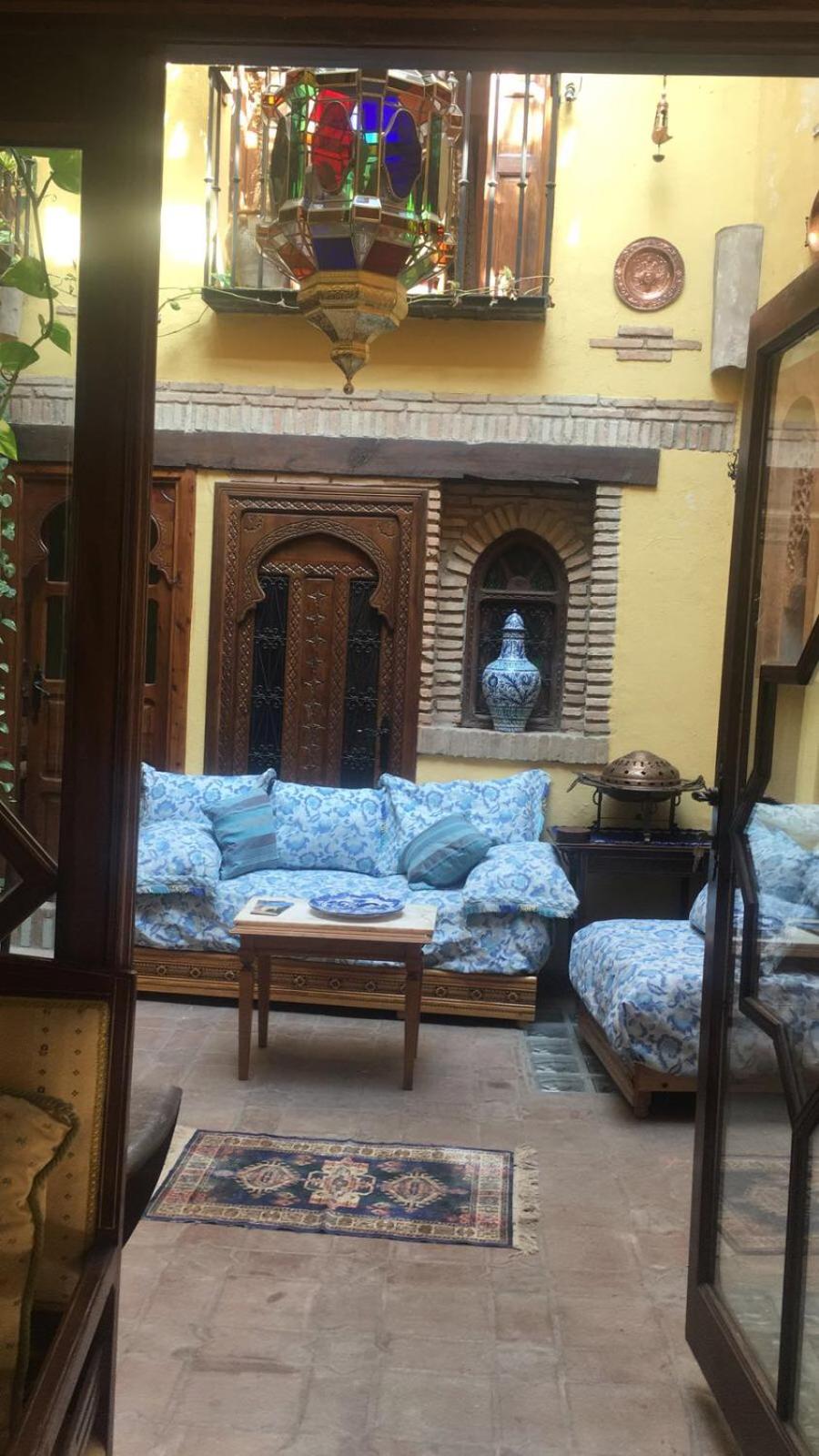 Charming Andalusian house - free parking