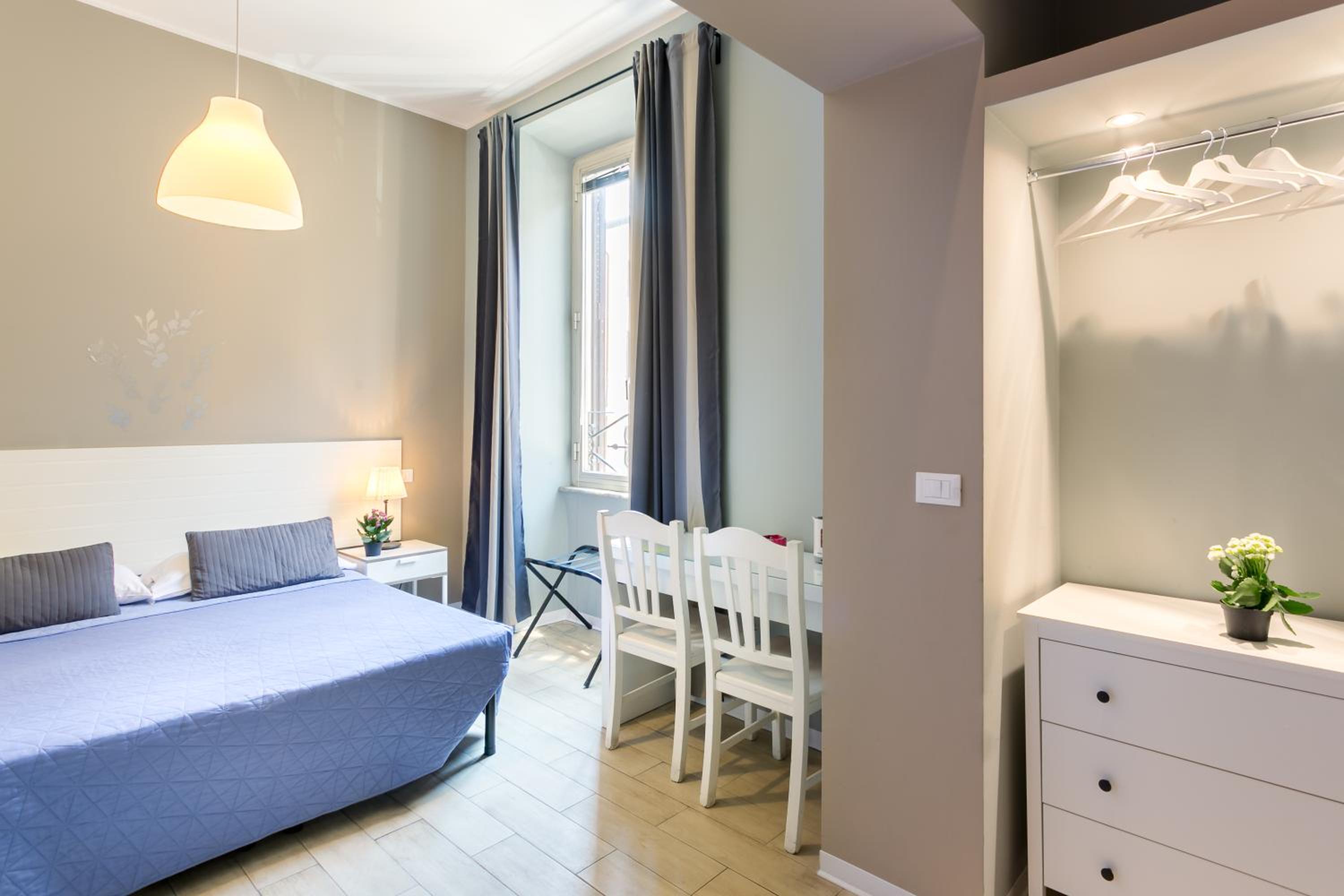 AmoRoma Suite