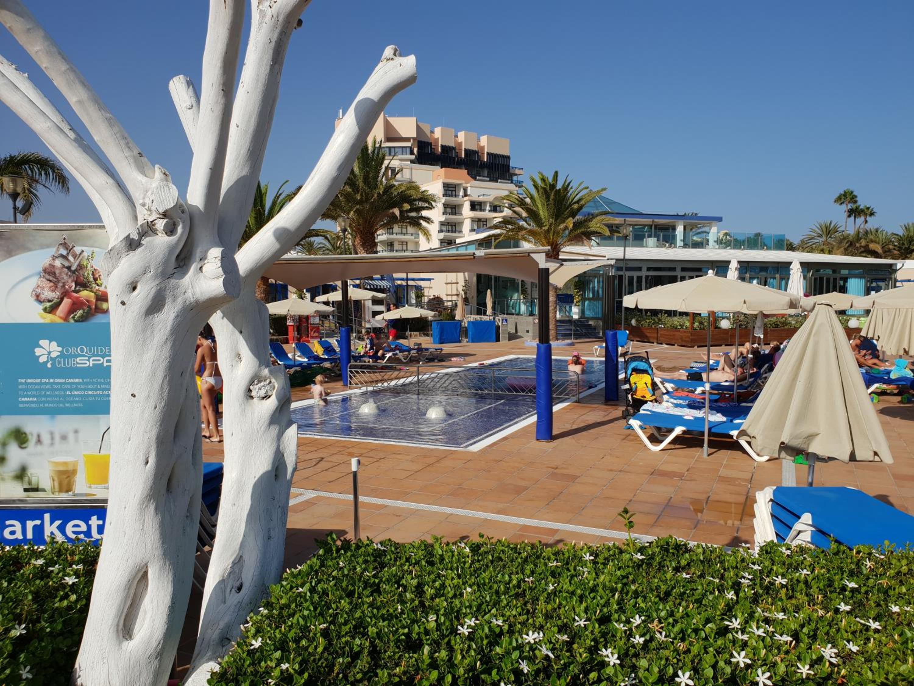 Apartamentos Playa Feliz