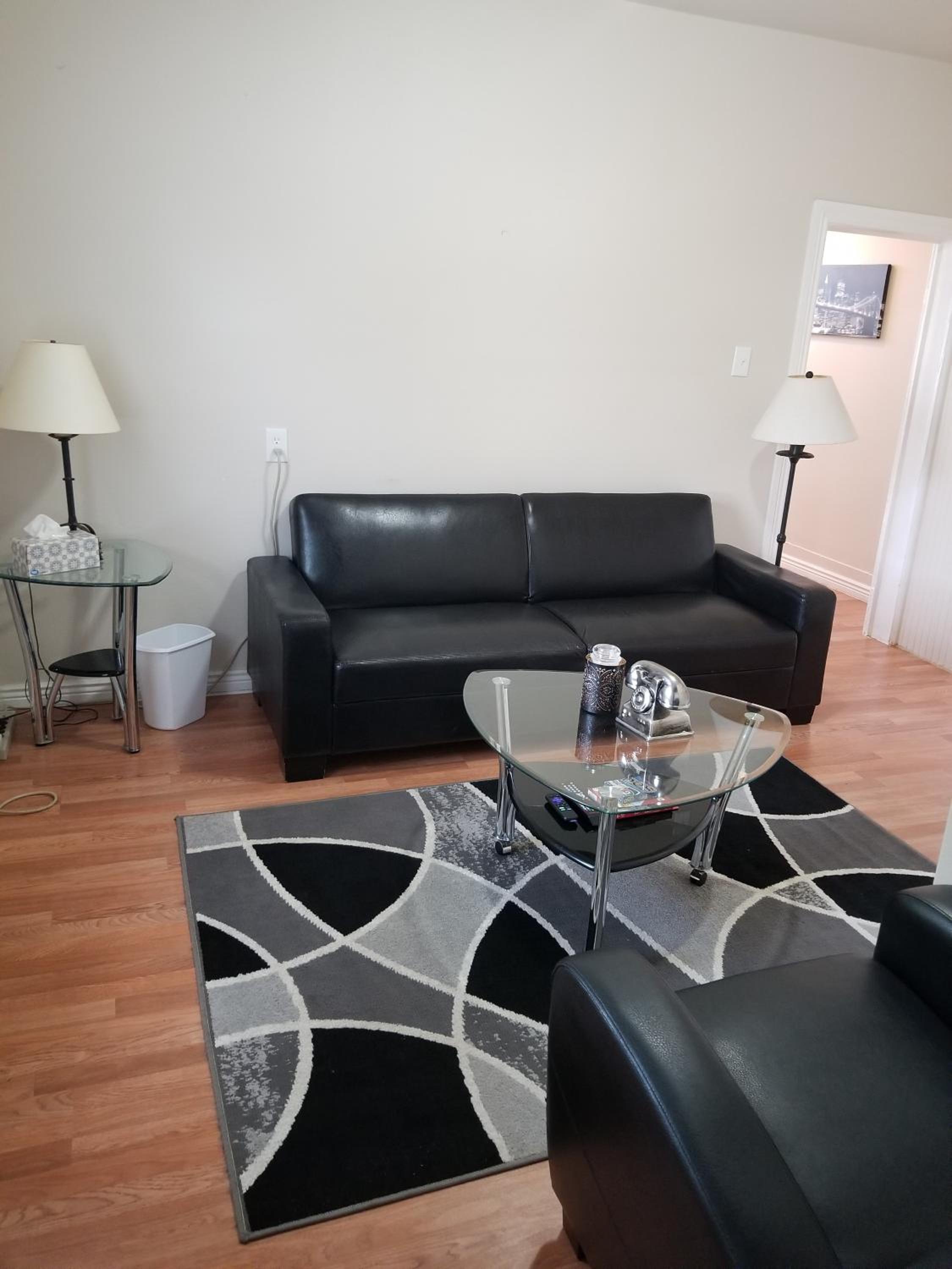 500/502 W 23rd St view 4