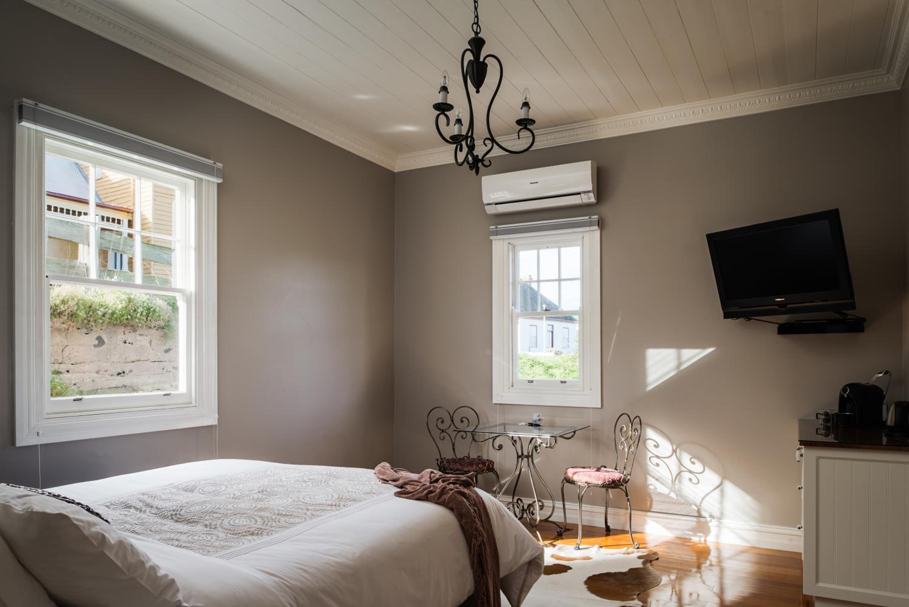 The Ark Stanley Luxury Bed and Breakfast