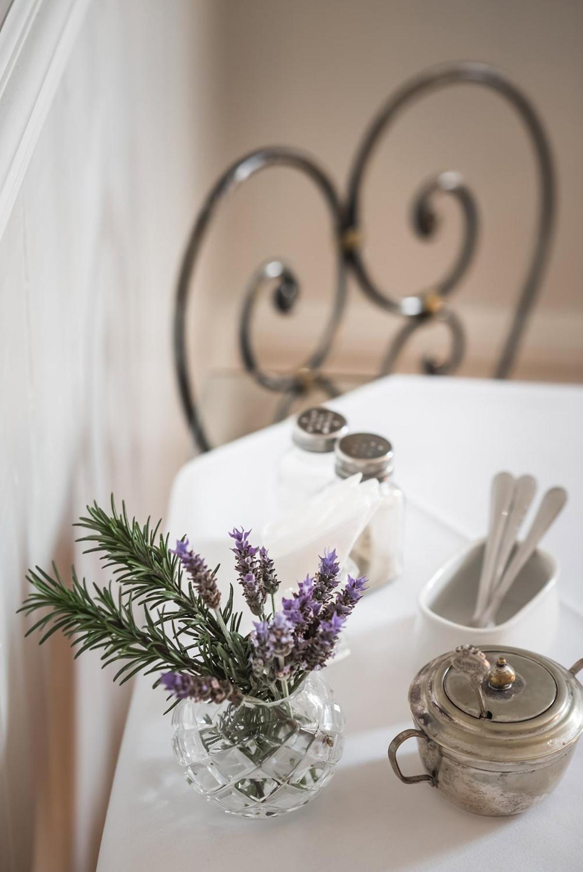 The Ark Stanley Luxury Bed and Breakfast