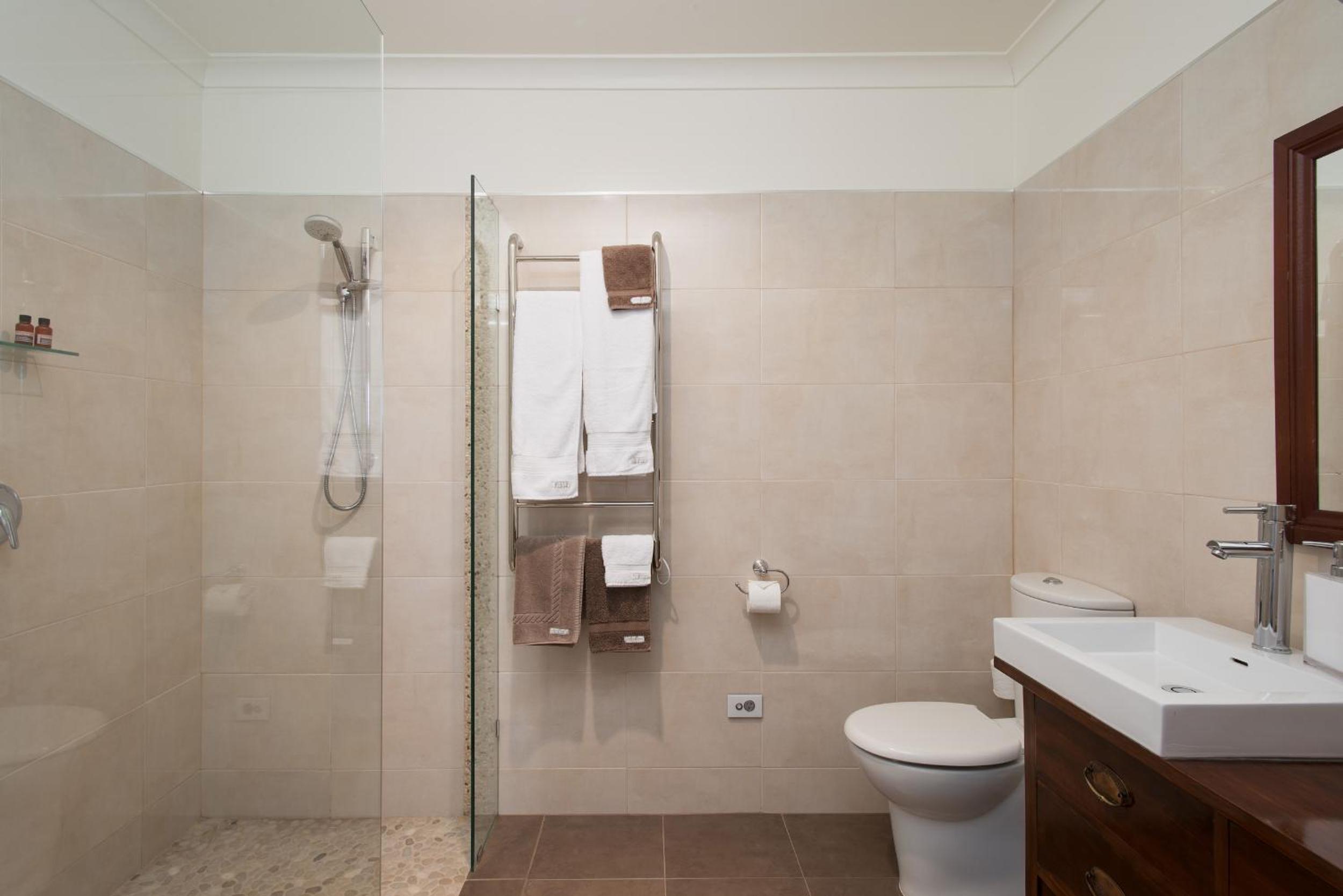 The Ark Stanley Luxury Bed and Breakfast