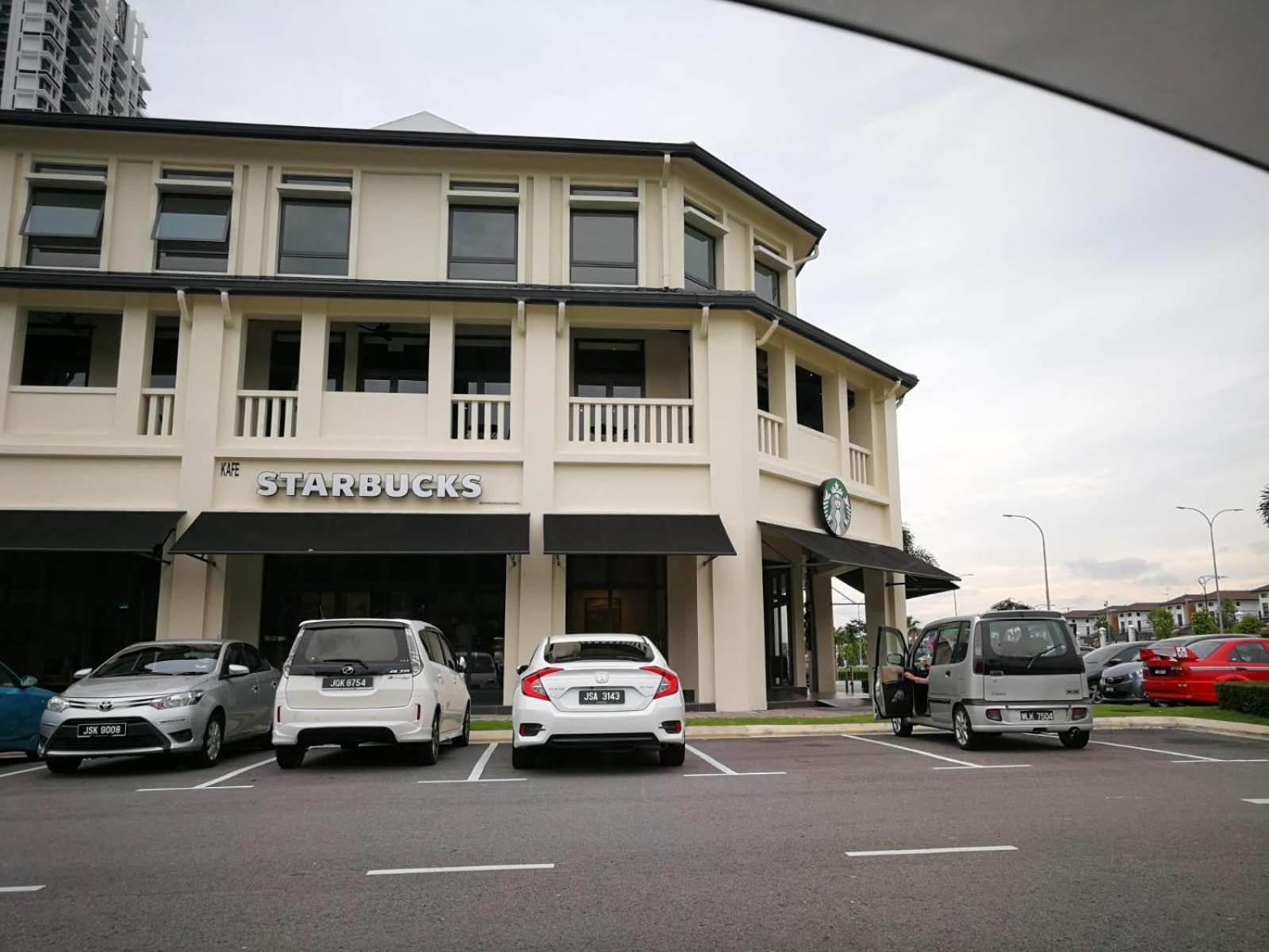 Econest Apartment By The one - Educity Nusajaya photo 3