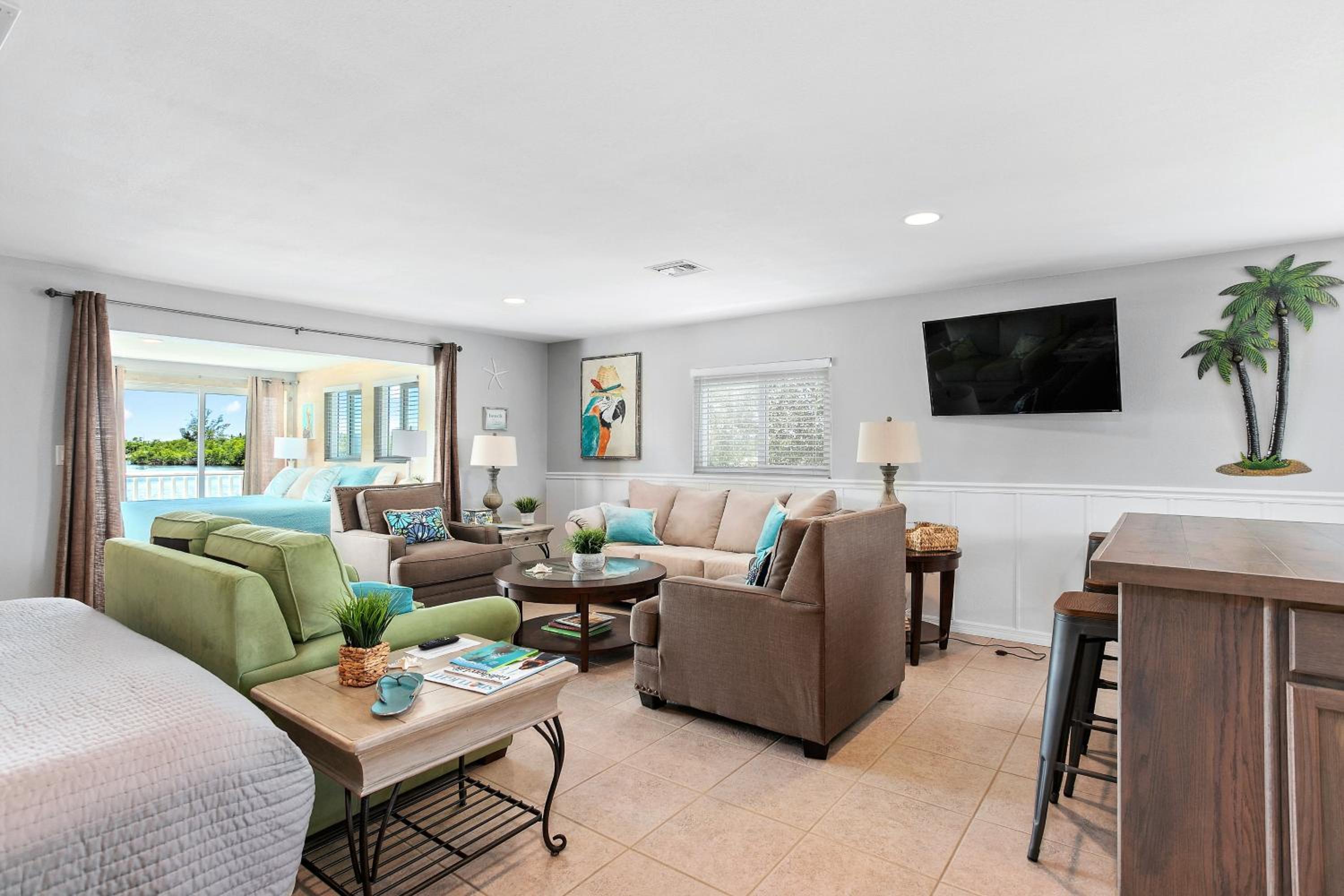 Latitude 26 Waterfront Boutique Resort - Bonita Springs