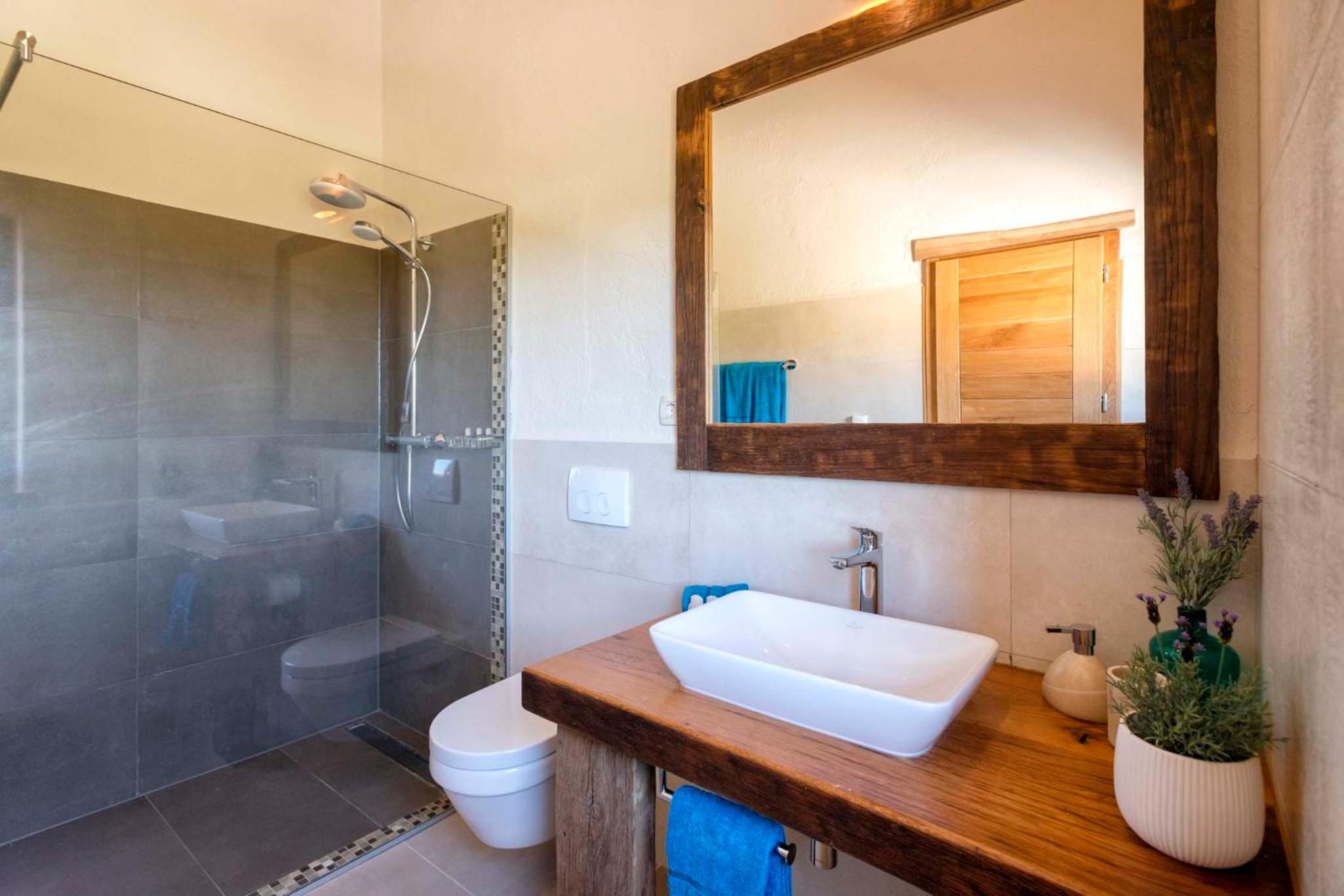 Luxury Villa Galapagos Hvar Town view 3