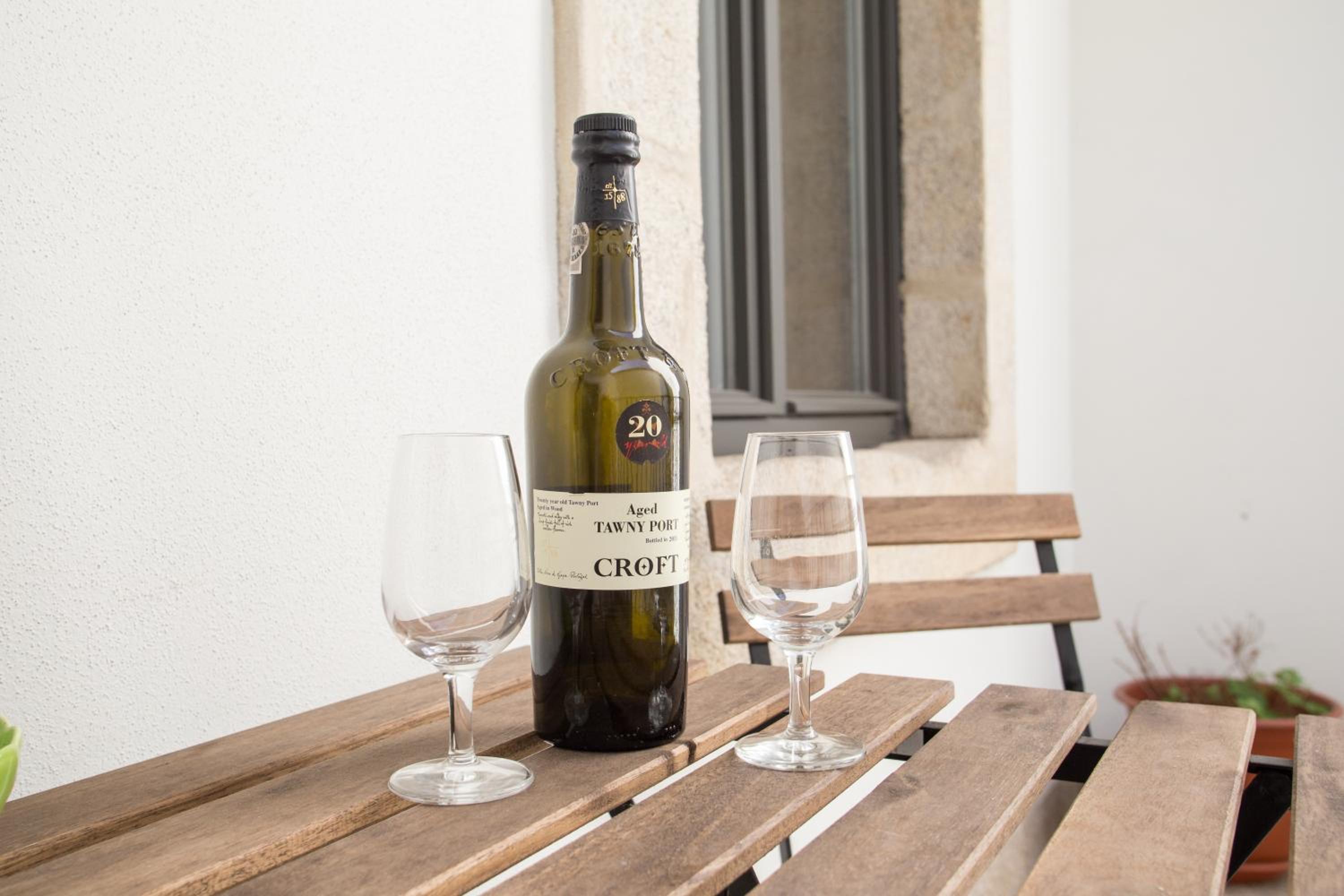 LivingPorto Apartments by Porto City Hosts