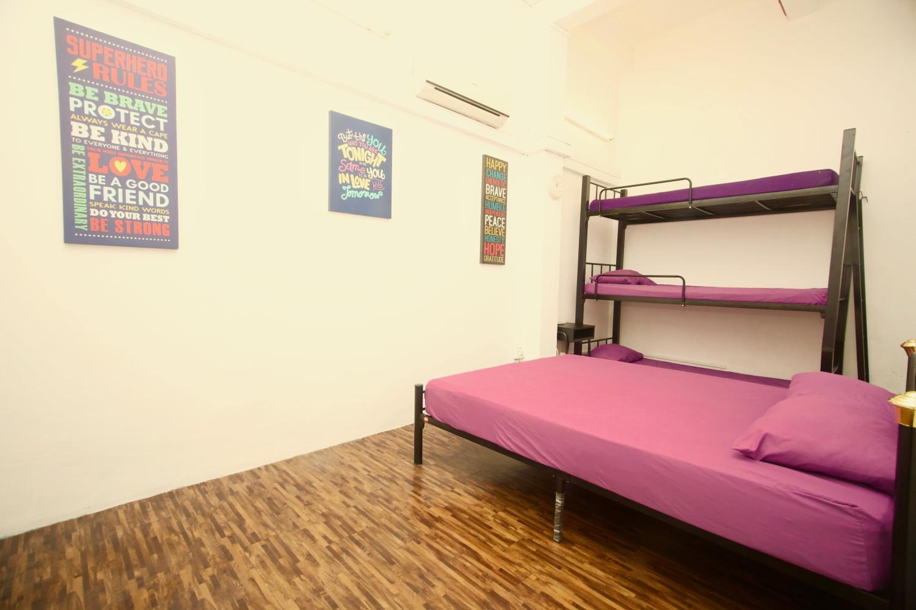 Backpacker Cozy Corner Guesthouse