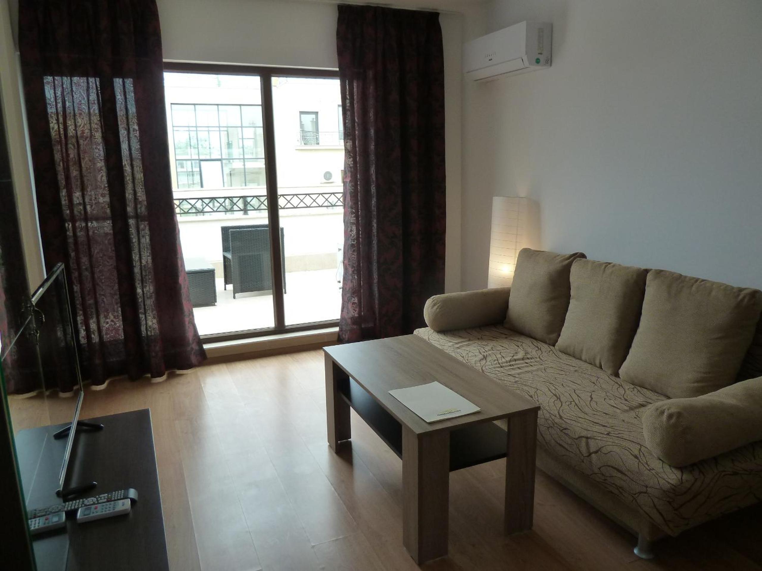 Golden Dunes Primorsko Apartments