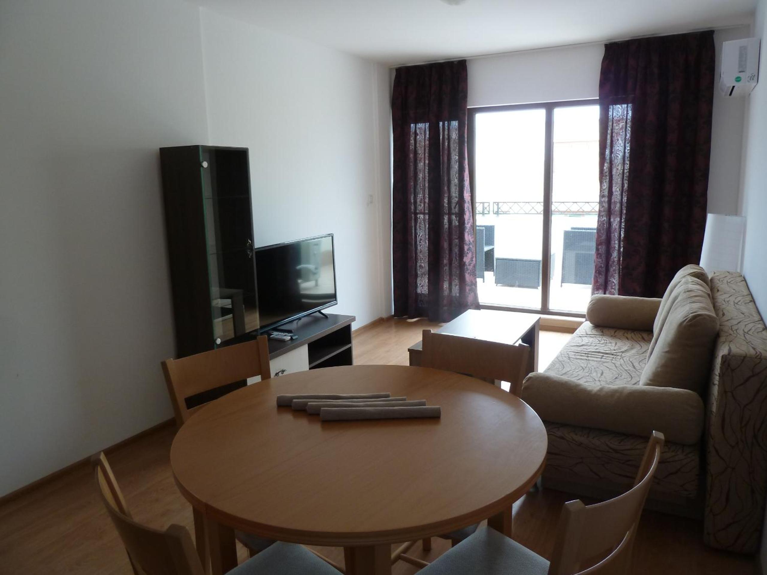 Golden Dunes Primorsko Apartments