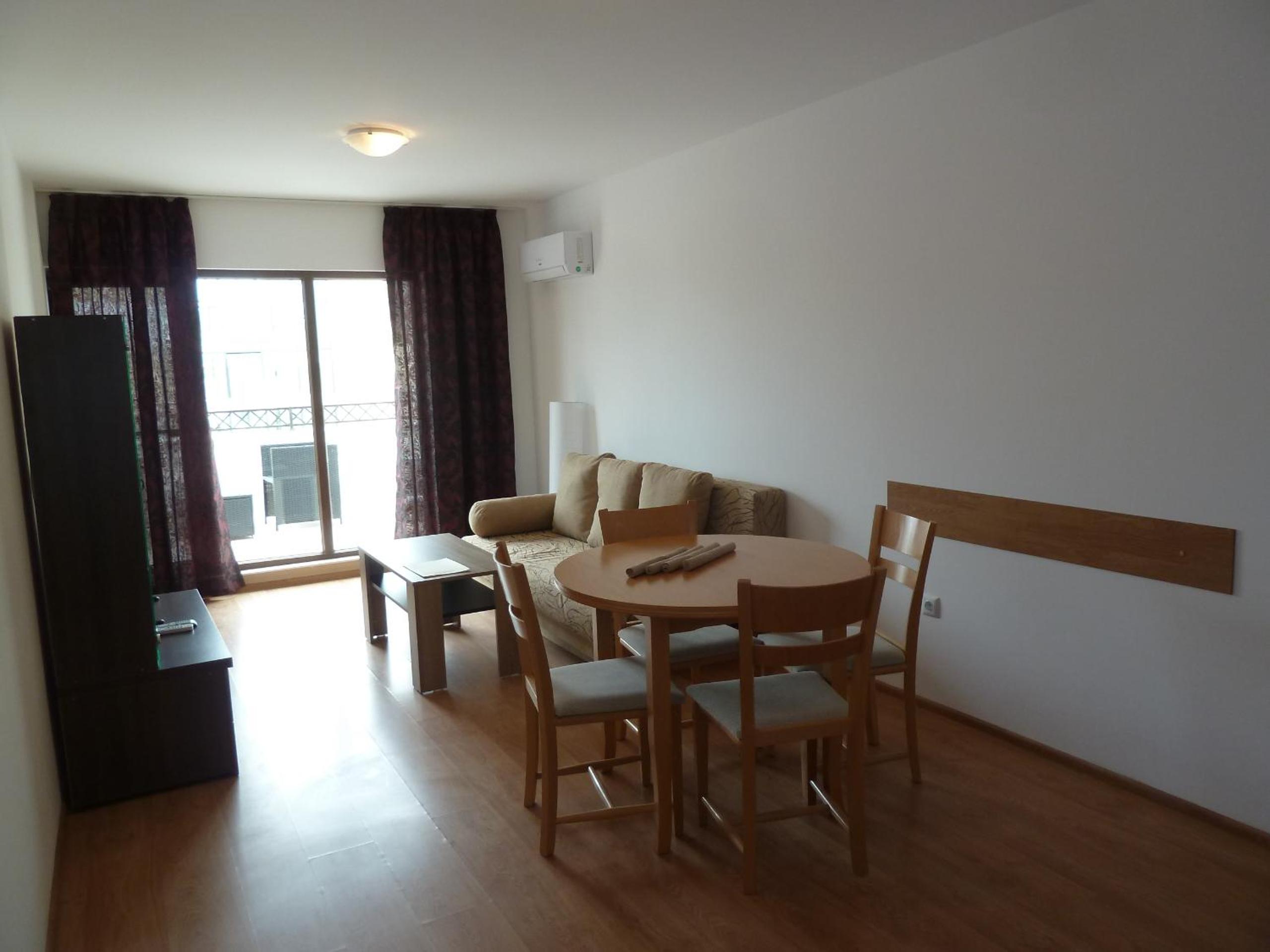 Golden Dunes Primorsko Apartments
