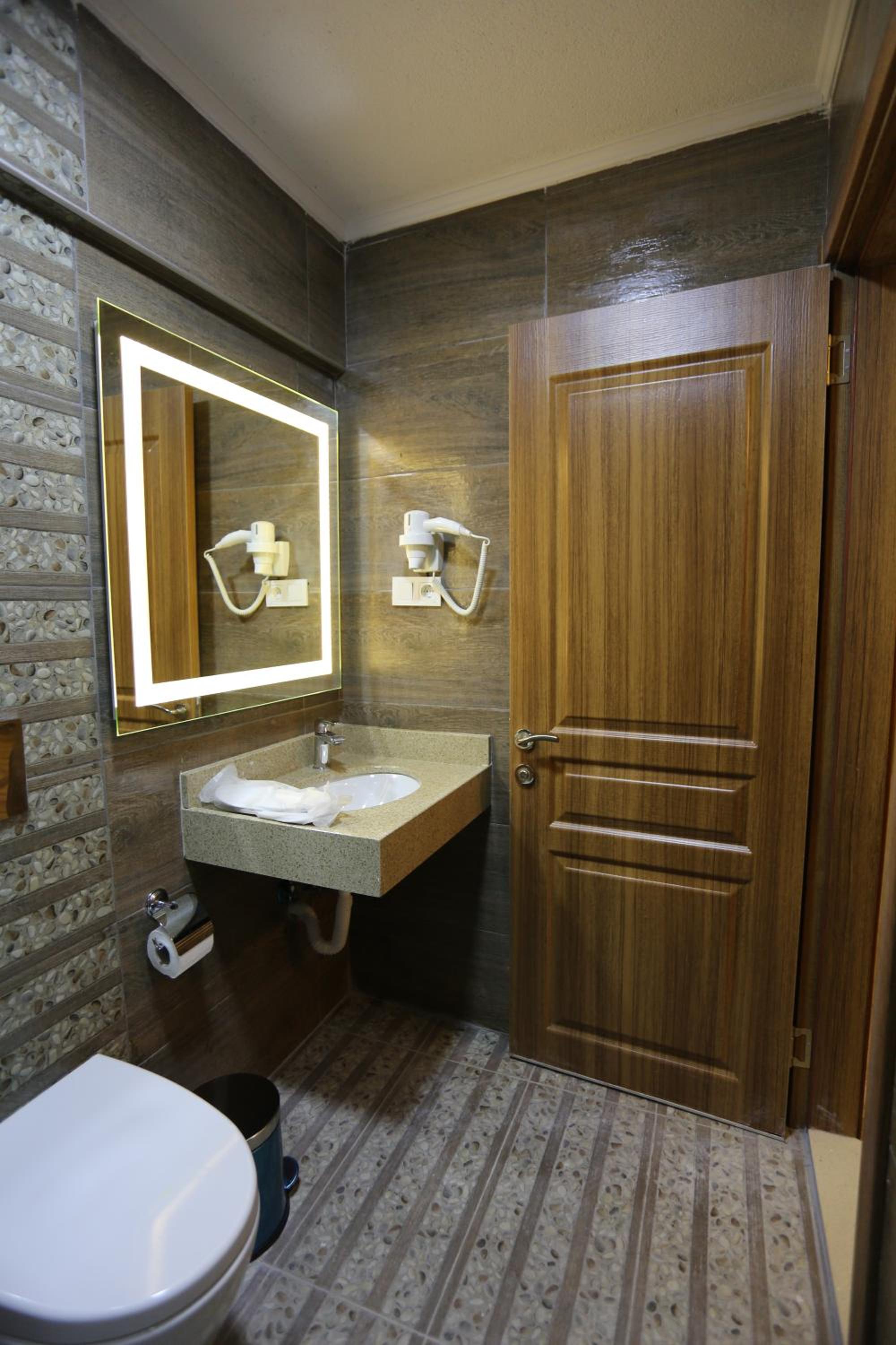 T-Square Residence - Image 66