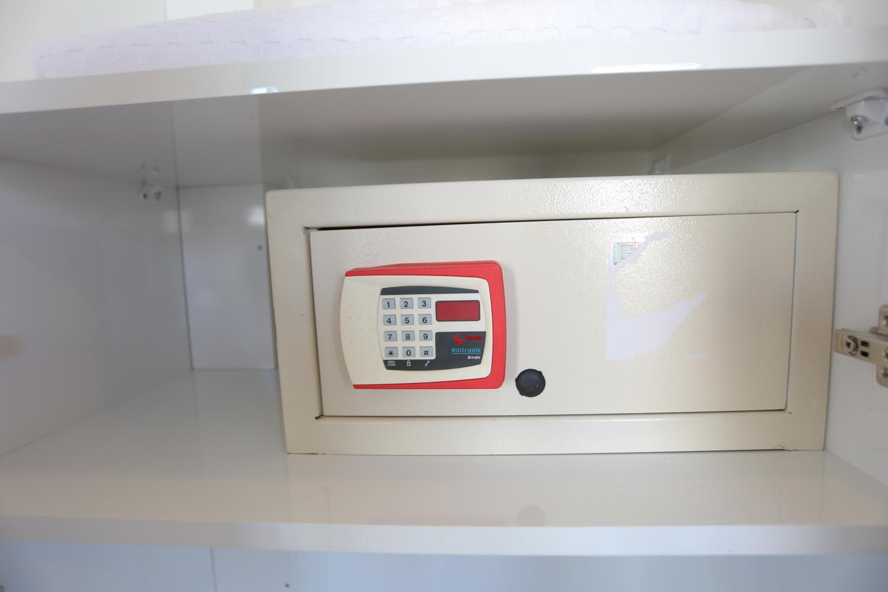 T-Square Residence - Image 64