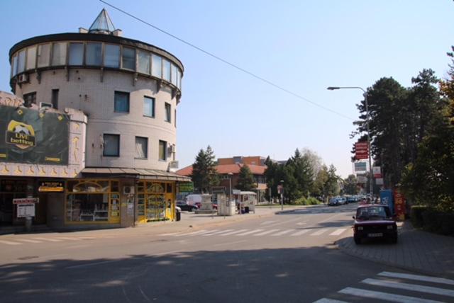 Photo 12
