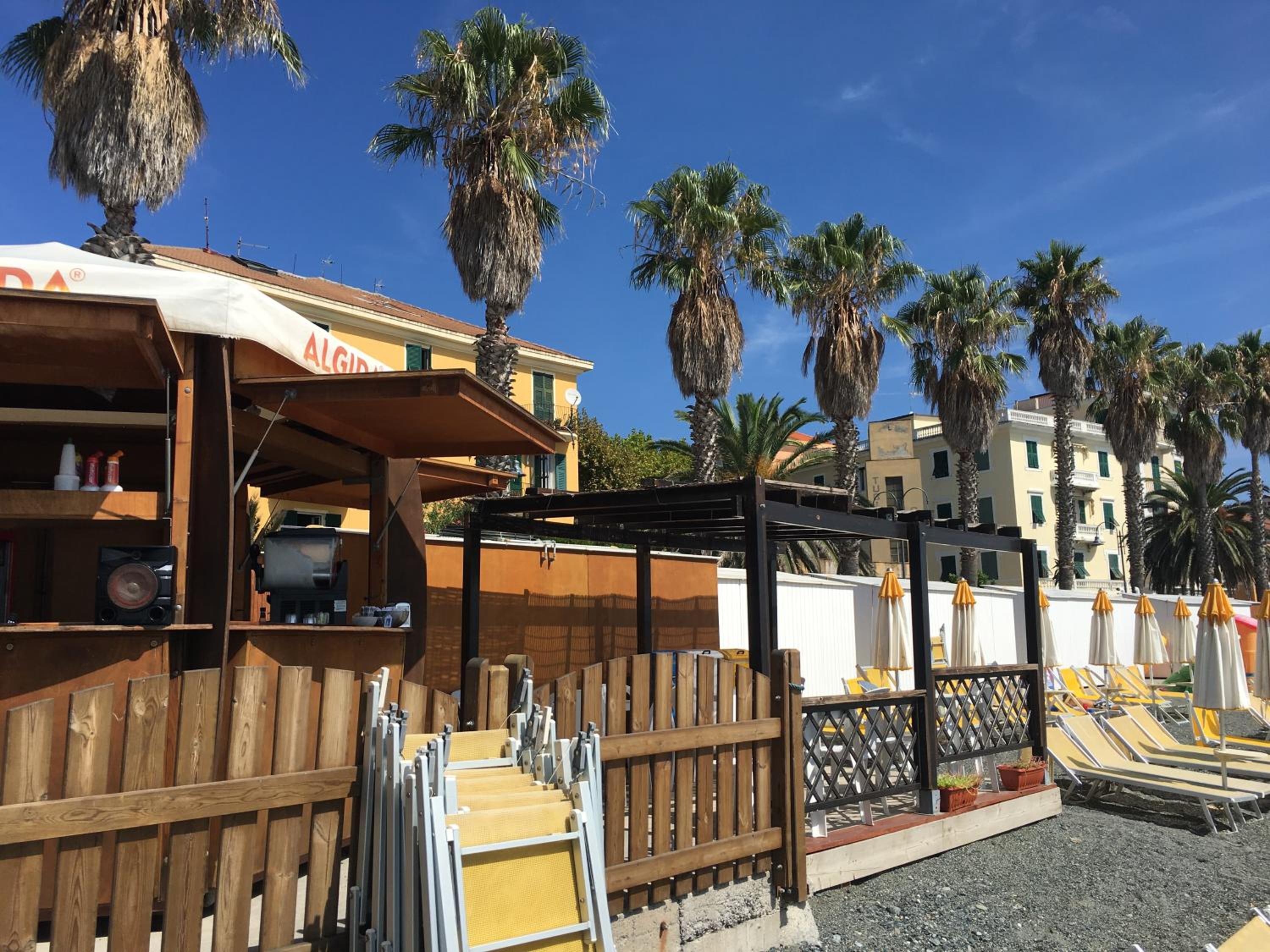 Una finestra sul mare view 5