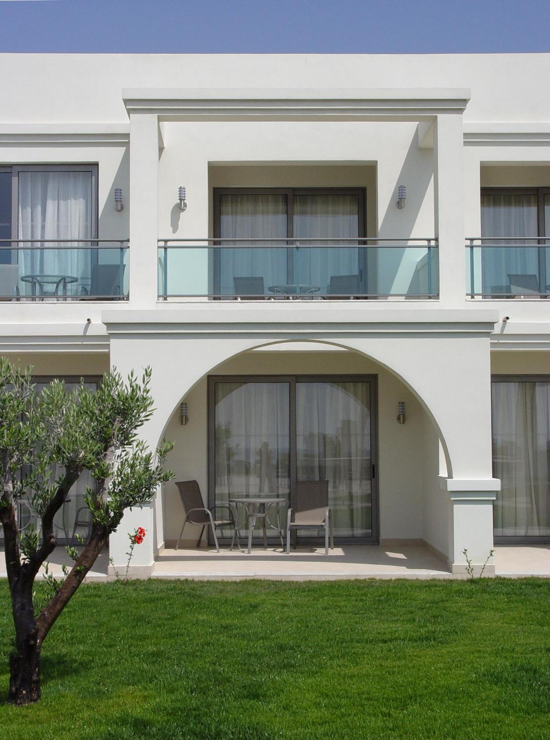 Hotel Apollo Blue - Image 1