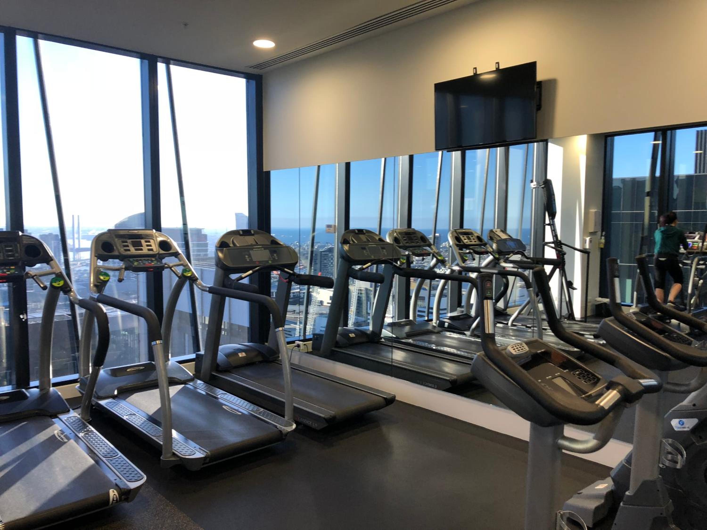 Aussie Escape Apartments-Skyline Collins Tower